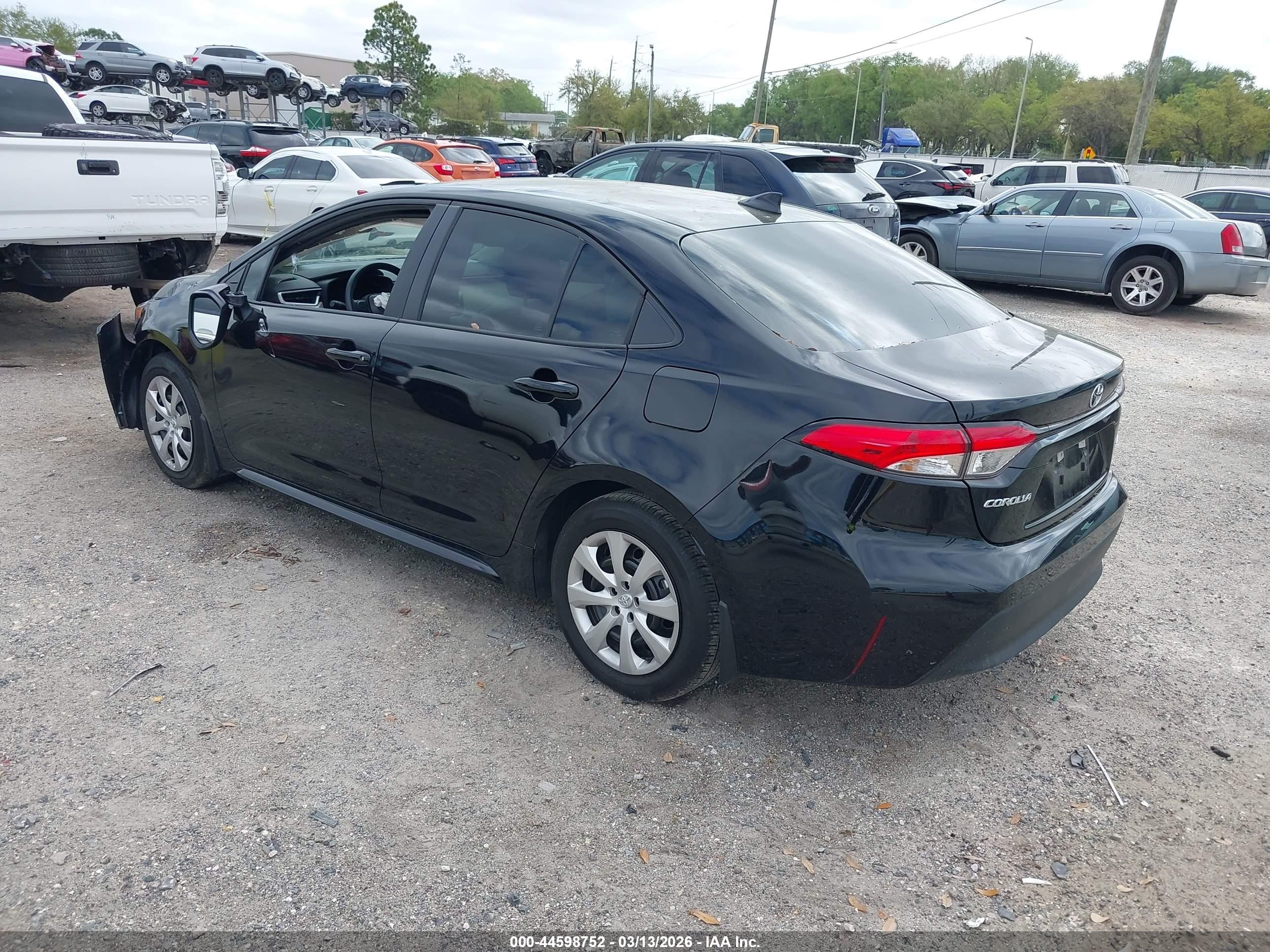 2026 Toyota Corolla Le Black vin: 5YFB4MDE9TP400045