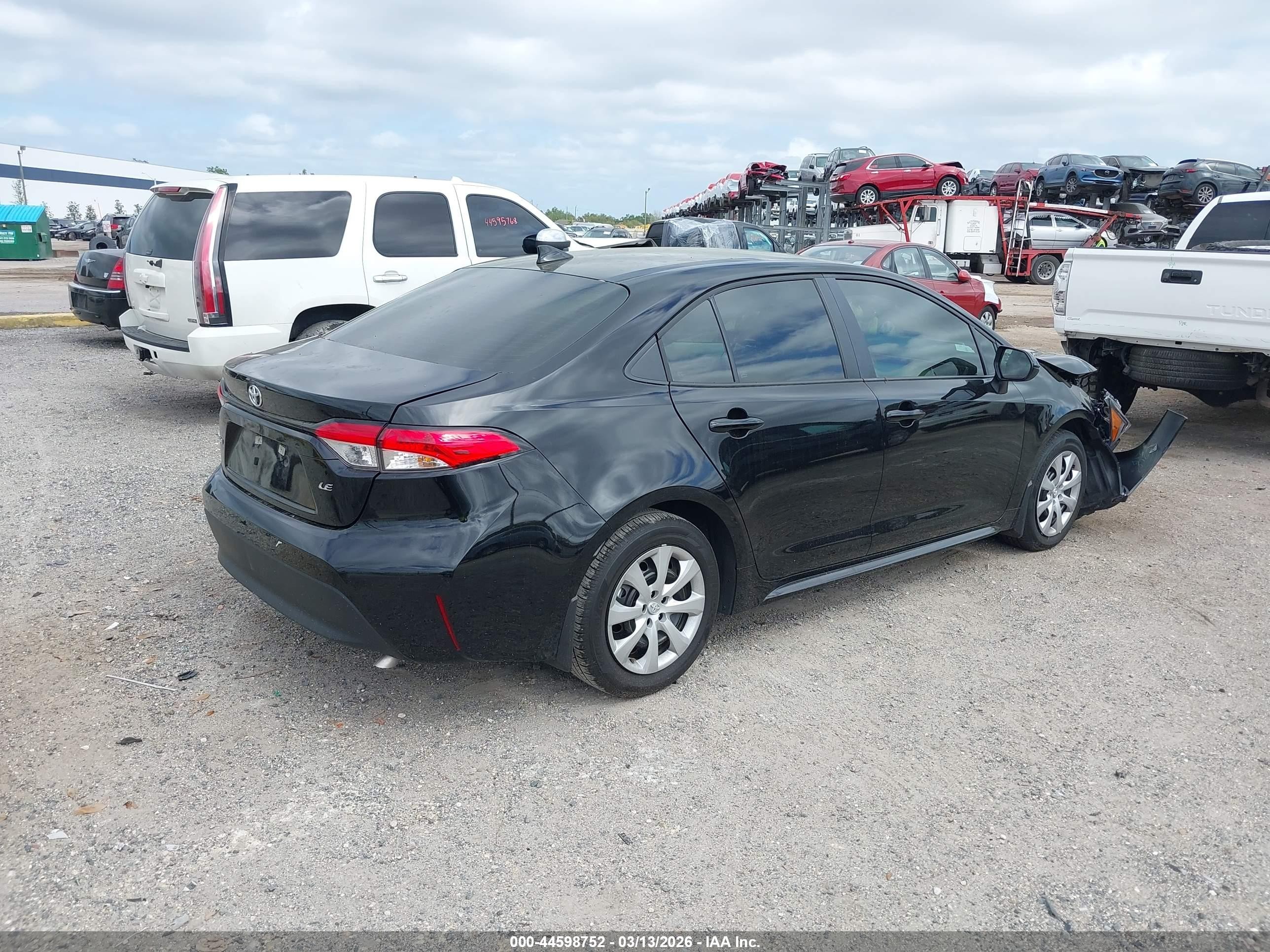 2026 Toyota Corolla Le Black vin: 5YFB4MDE9TP400045