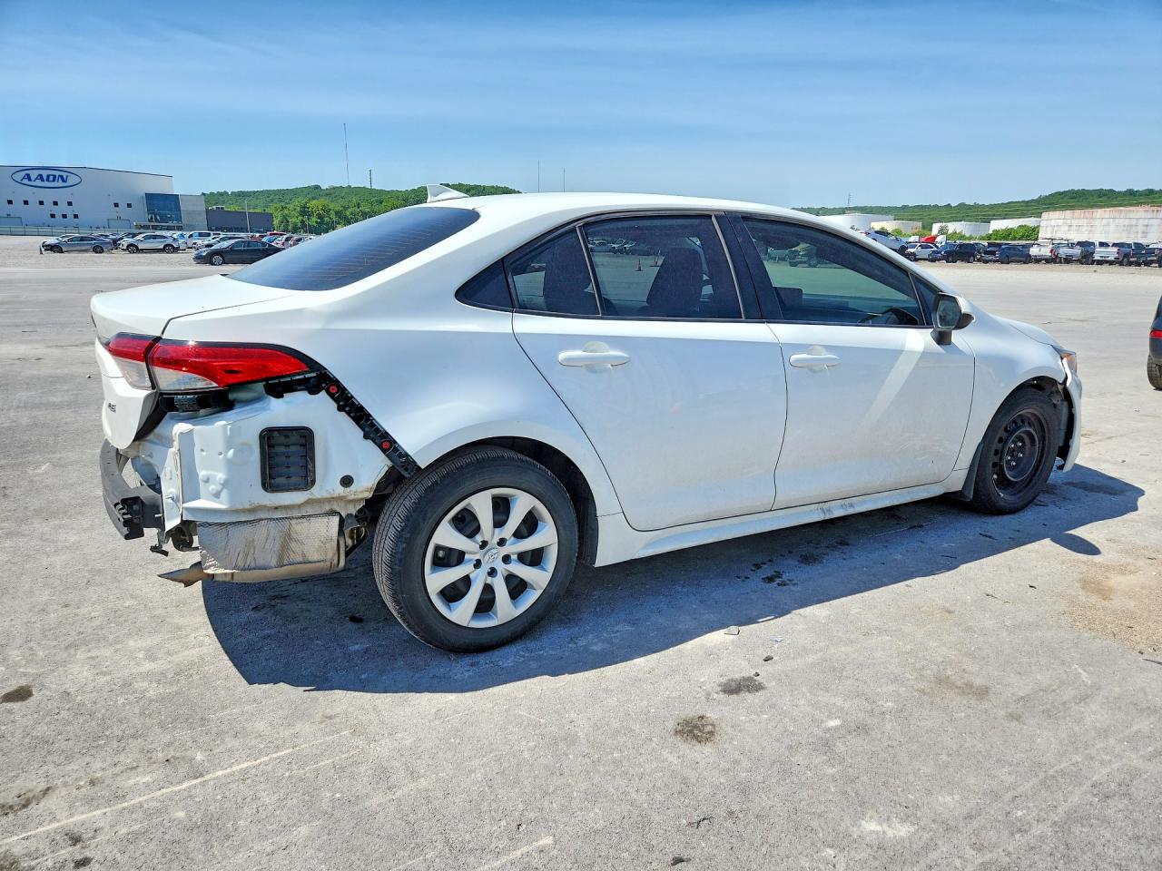 2024 Toyota Corolla Le White vin: 5YFB4MDEXRP181380