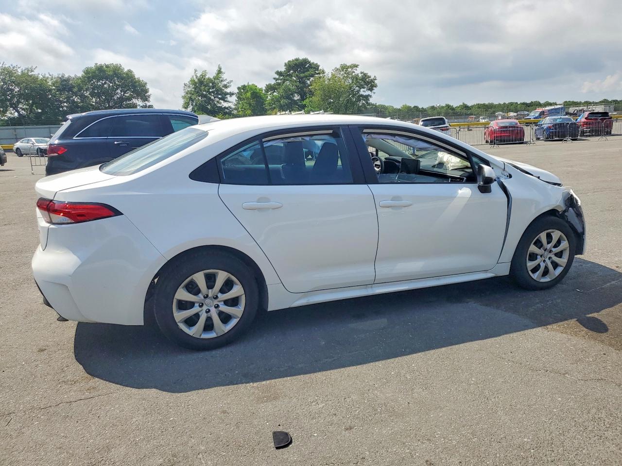 2025 Toyota Corolla Le White vin: 5YFB4MDEXSP336824