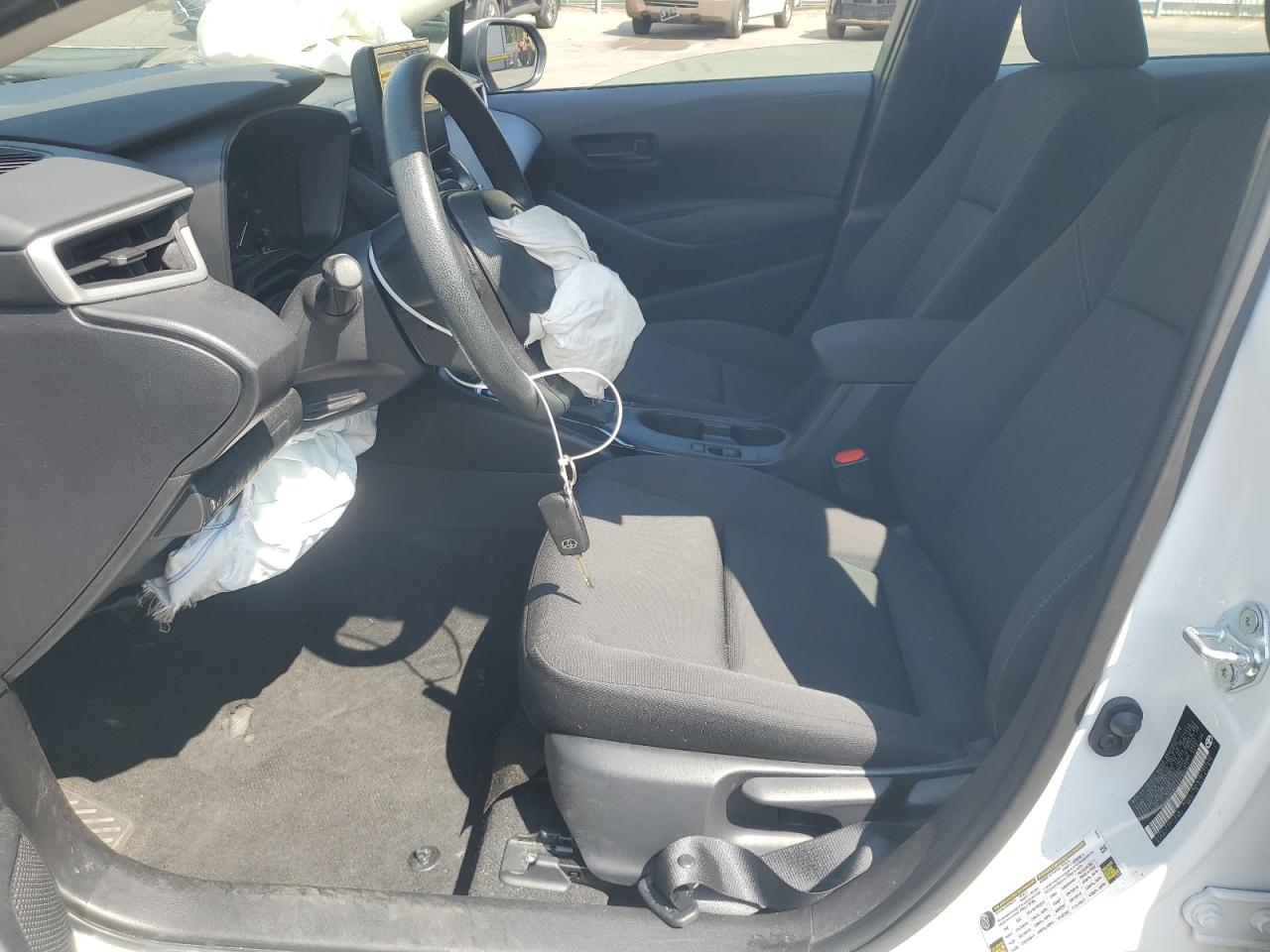 2025 Toyota Corolla Le White vin: 5YFB4MDEXSP336824 Damage: Airbag - Front Left, Deployed, Replacement Required