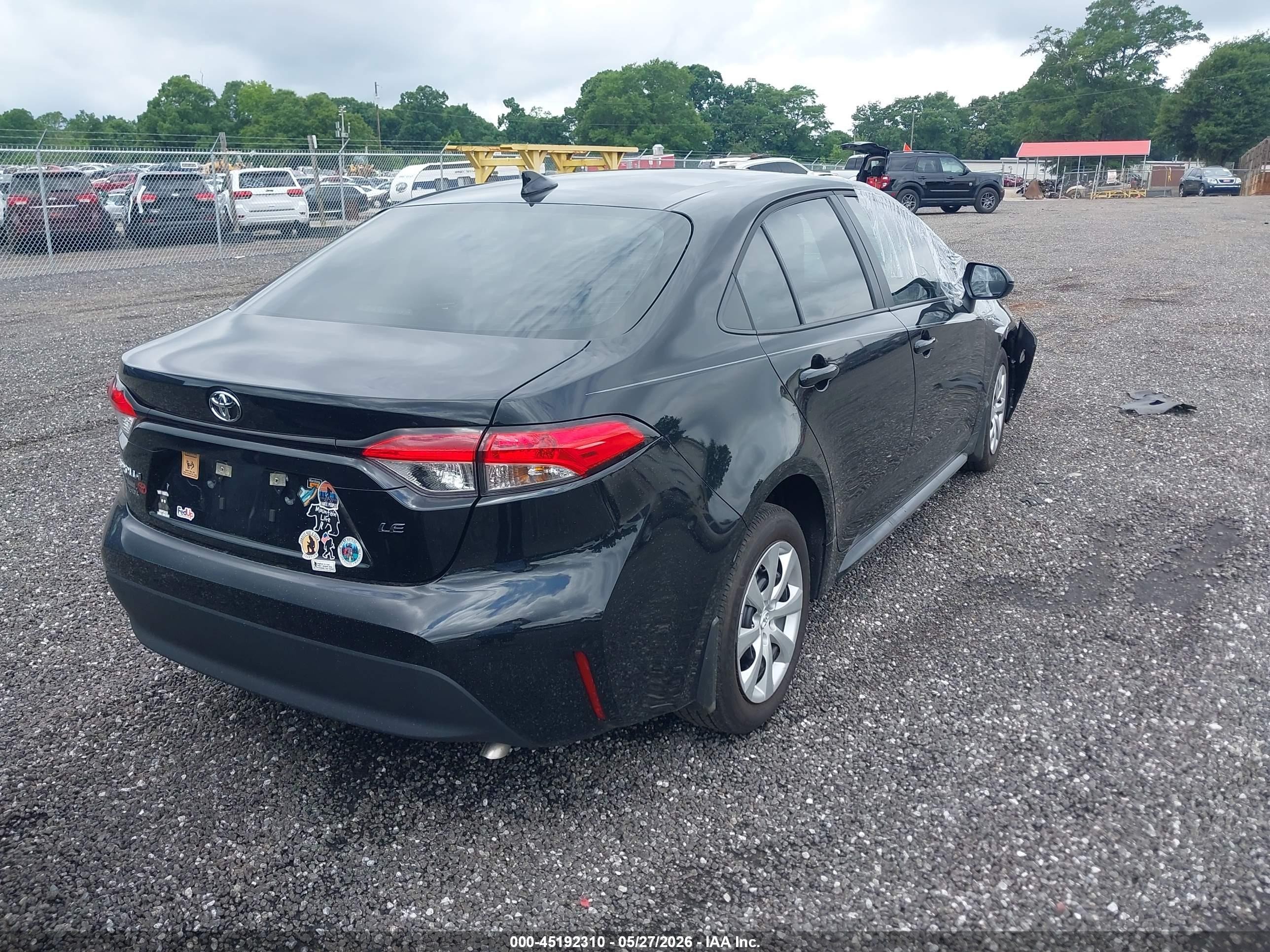 2026 Toyota Corolla Le Black vin: 5YFB4MDEXTP372241