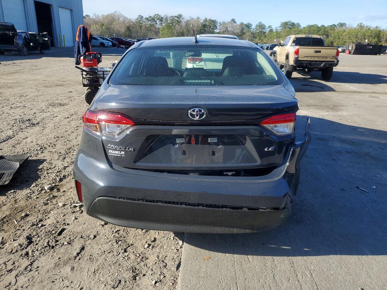 2026 Toyota Corolla Le Gray vin: 5YFB4MDEXTP376581
