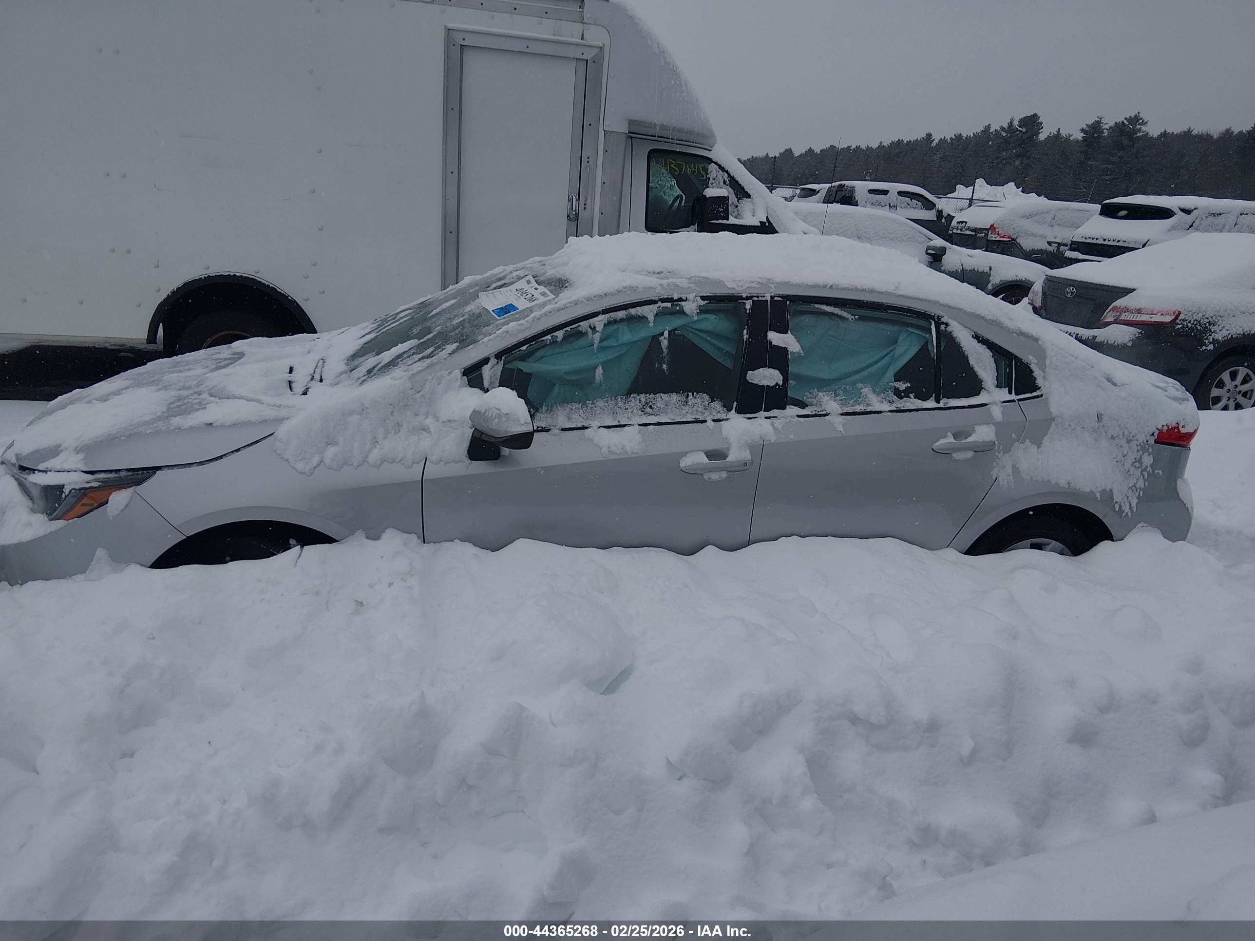 2026 Toyota Corolla Le Silver vin: 5YFB4MDEXTP397348