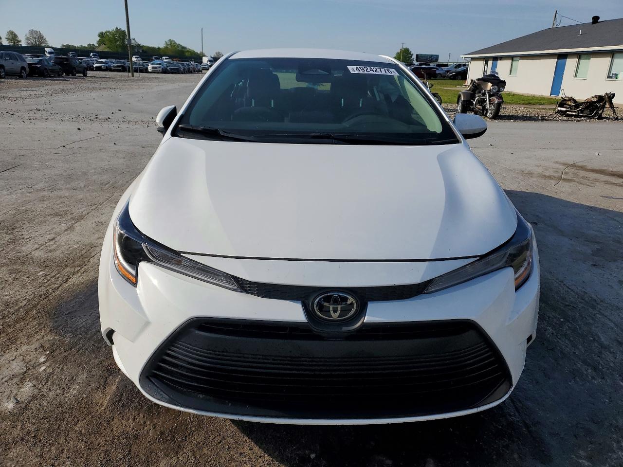 2026 Toyota Corolla Le White vin: 5YFB4MDEXTP405870