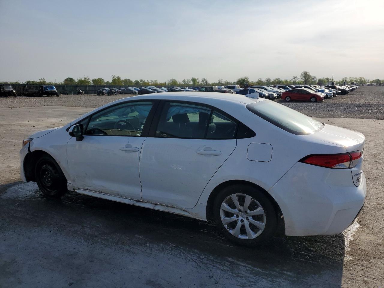 2026 Toyota Corolla Le White vin: 5YFB4MDEXTP405870