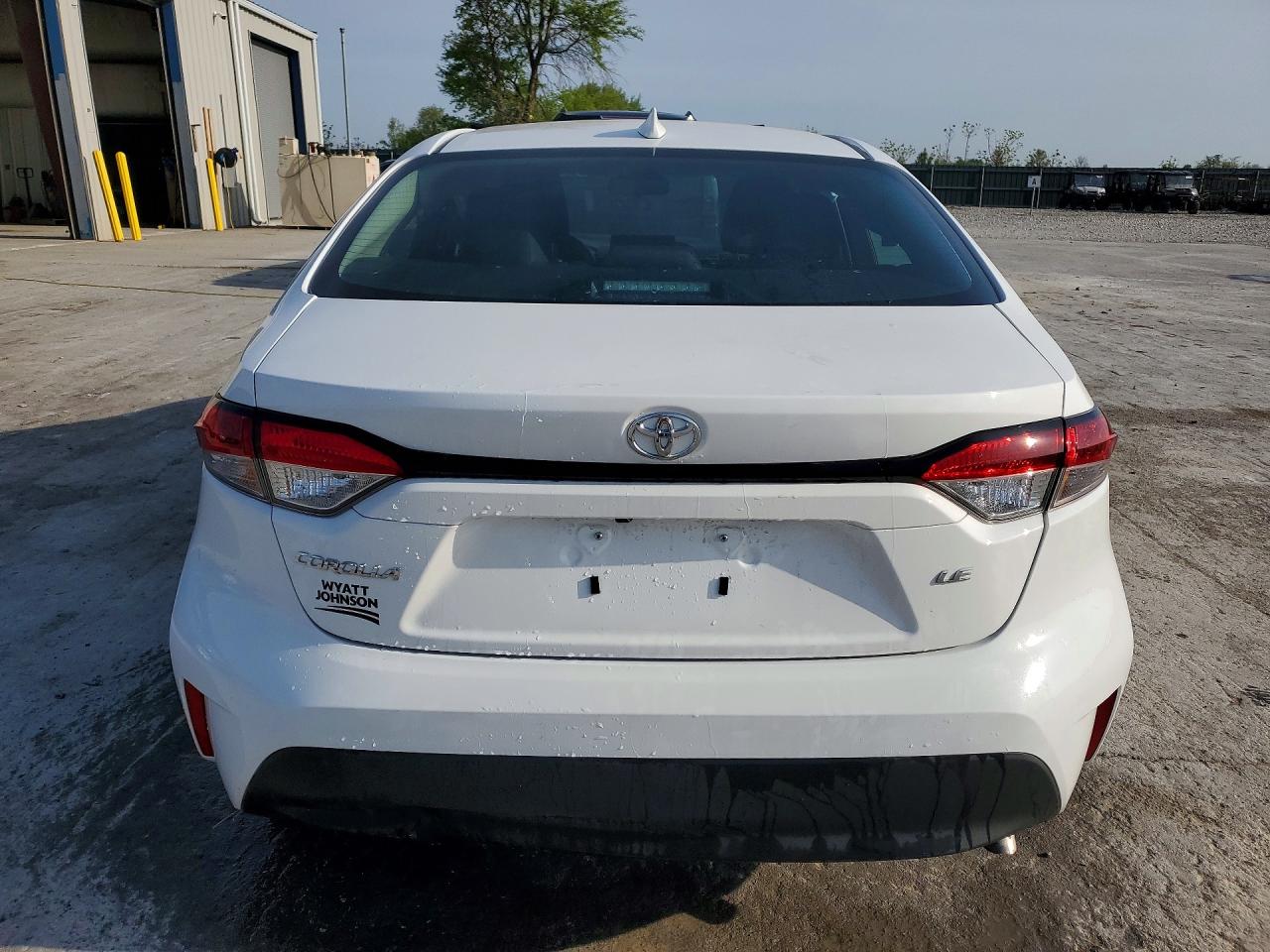 2026 Toyota Corolla Le White vin: 5YFB4MDEXTP405870