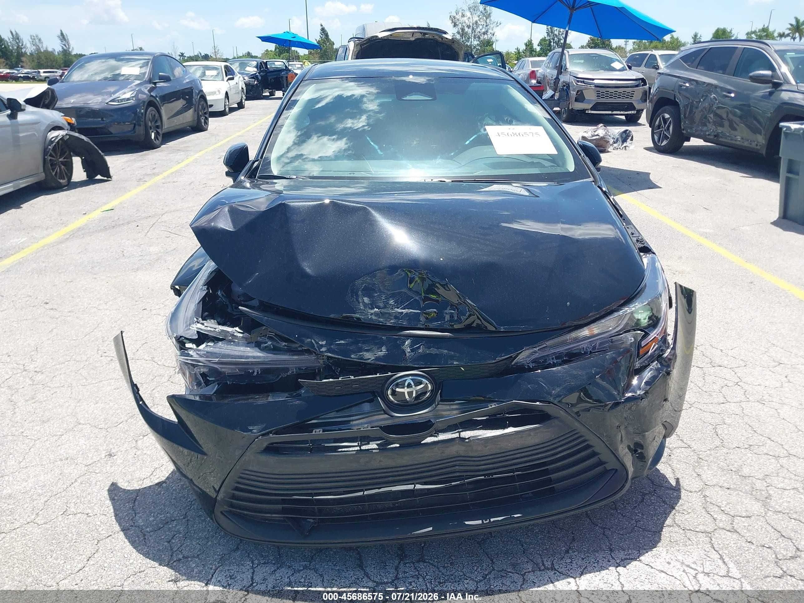 2026 Toyota Corolla Le Black vin: 5YFB4MDEXTP472534