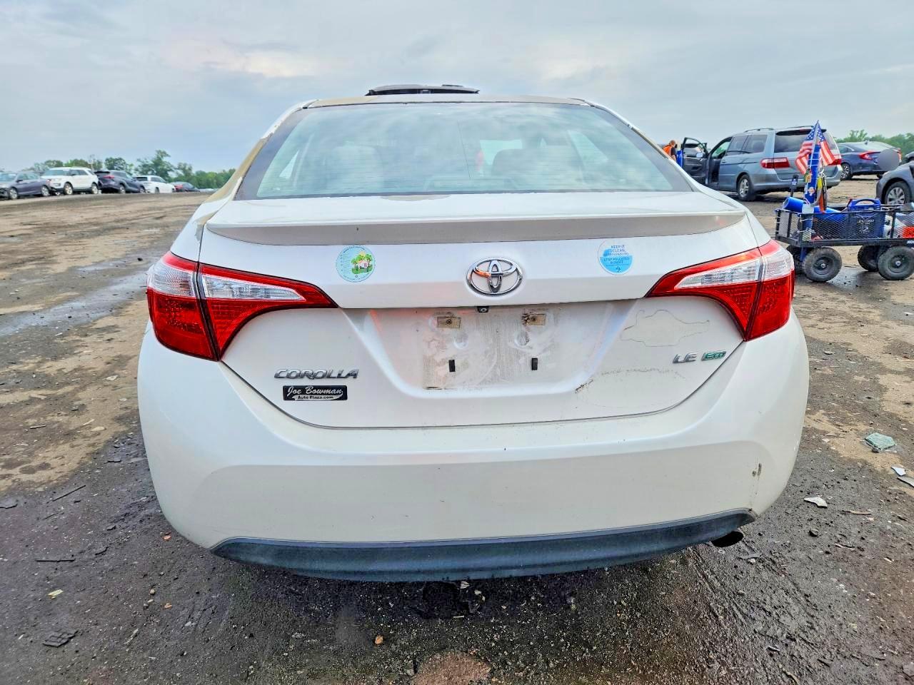2014 Toyota Corolla Le Eco Plus White vin: 5YFBPRHE1EP117771