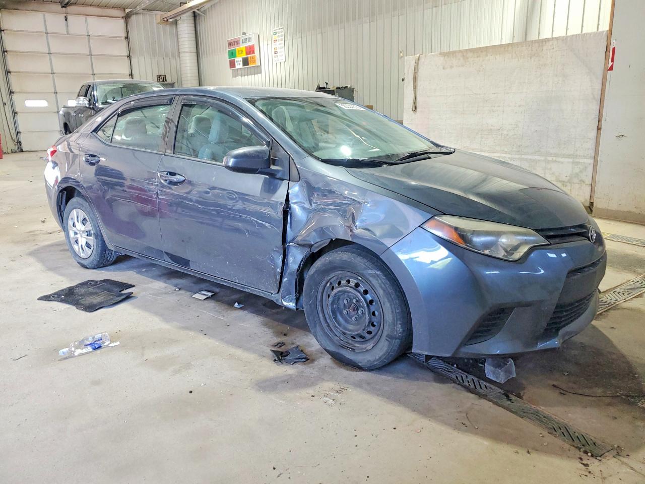 2014 Toyota Corolla Le Eco Blue vin: 5YFBPRHE1EP127104