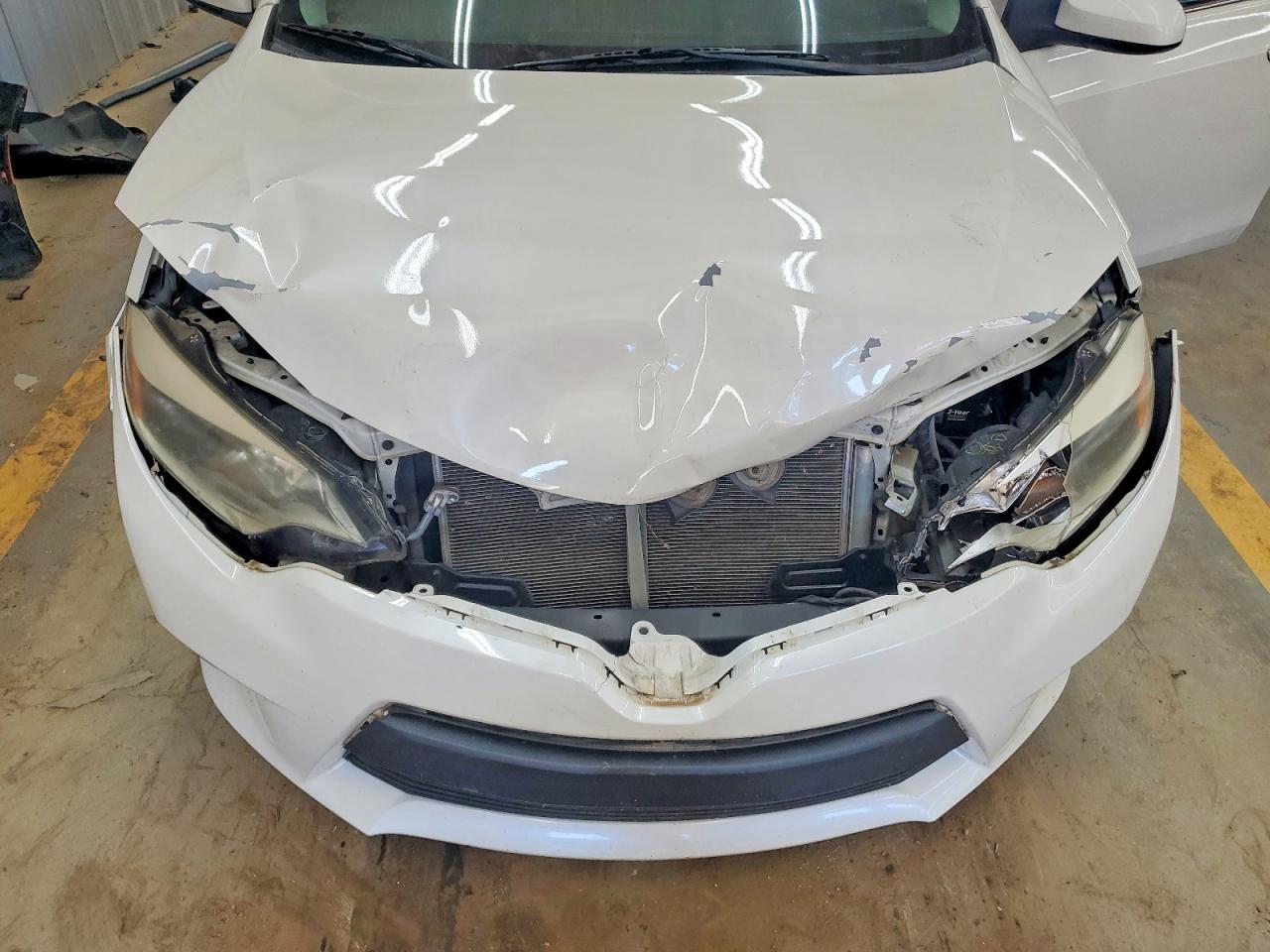2014 Toyota Corolla Le Eco Plus White vin: 5YFBPRHE2EP011281