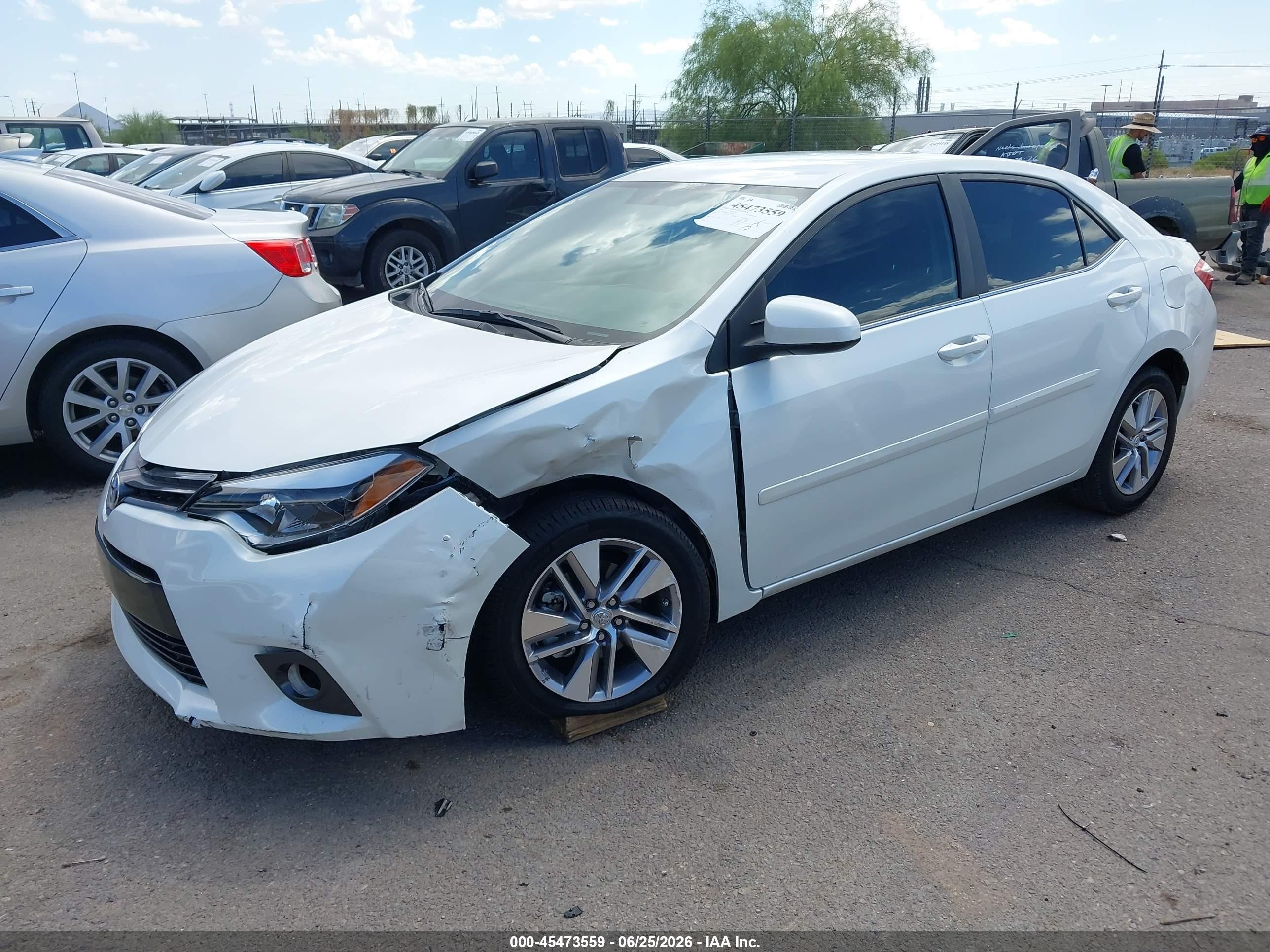 2015 Toyota Corolla Le Eco Plus White vin: 5YFBPRHE2FP364573