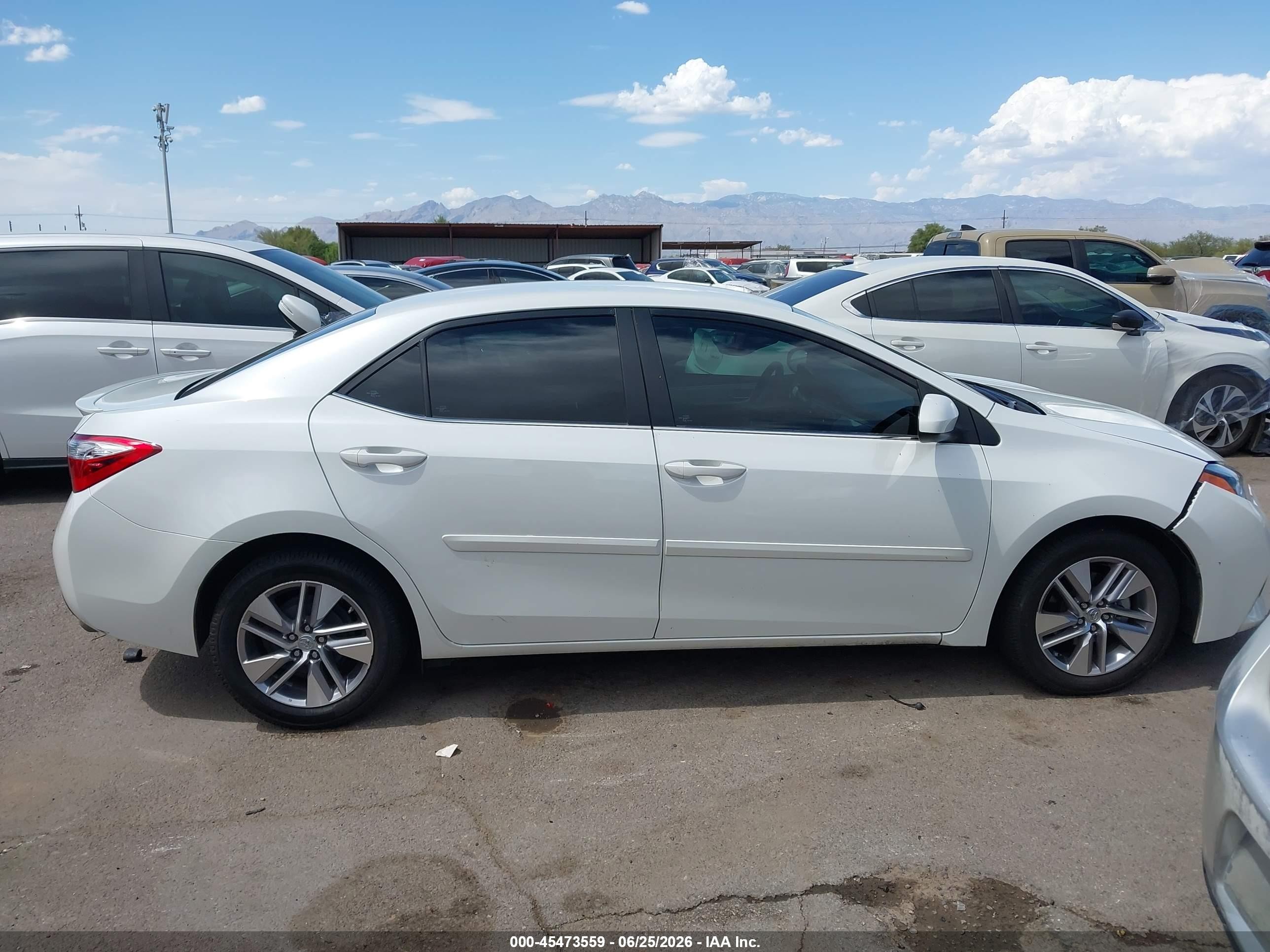 2015 Toyota Corolla Le Eco Plus White vin: 5YFBPRHE2FP364573