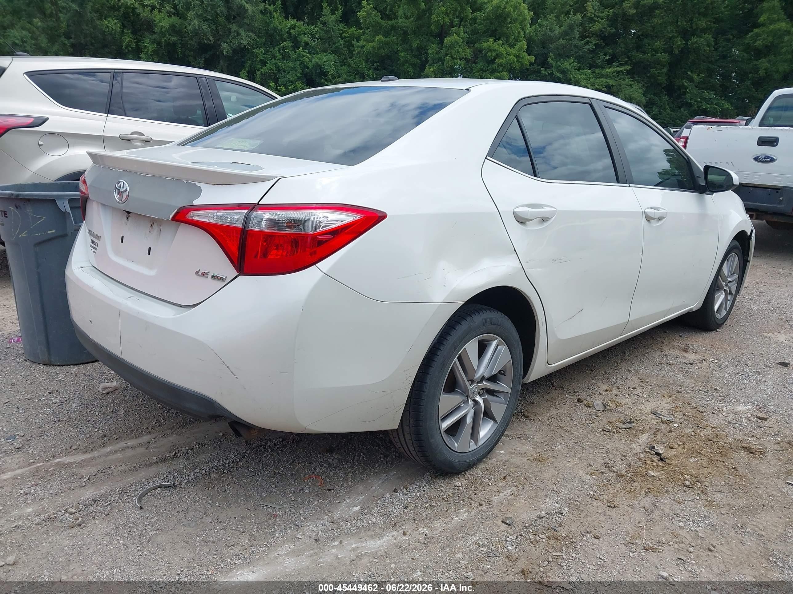 2014 Toyota Corolla Le Eco Plus White vin: 5YFBPRHE3EP036089