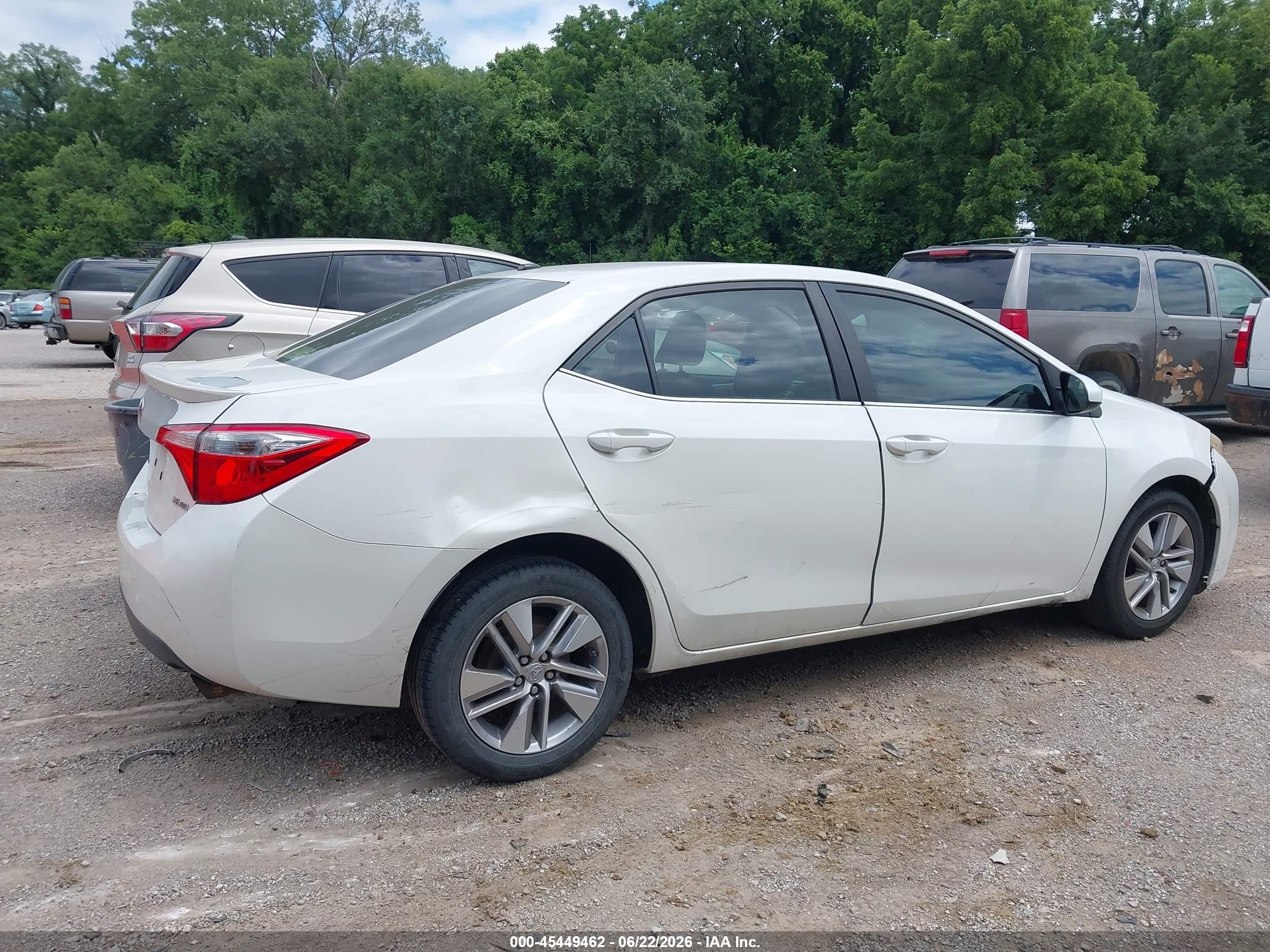 2014 Toyota Corolla Le Eco Plus White vin: 5YFBPRHE3EP036089