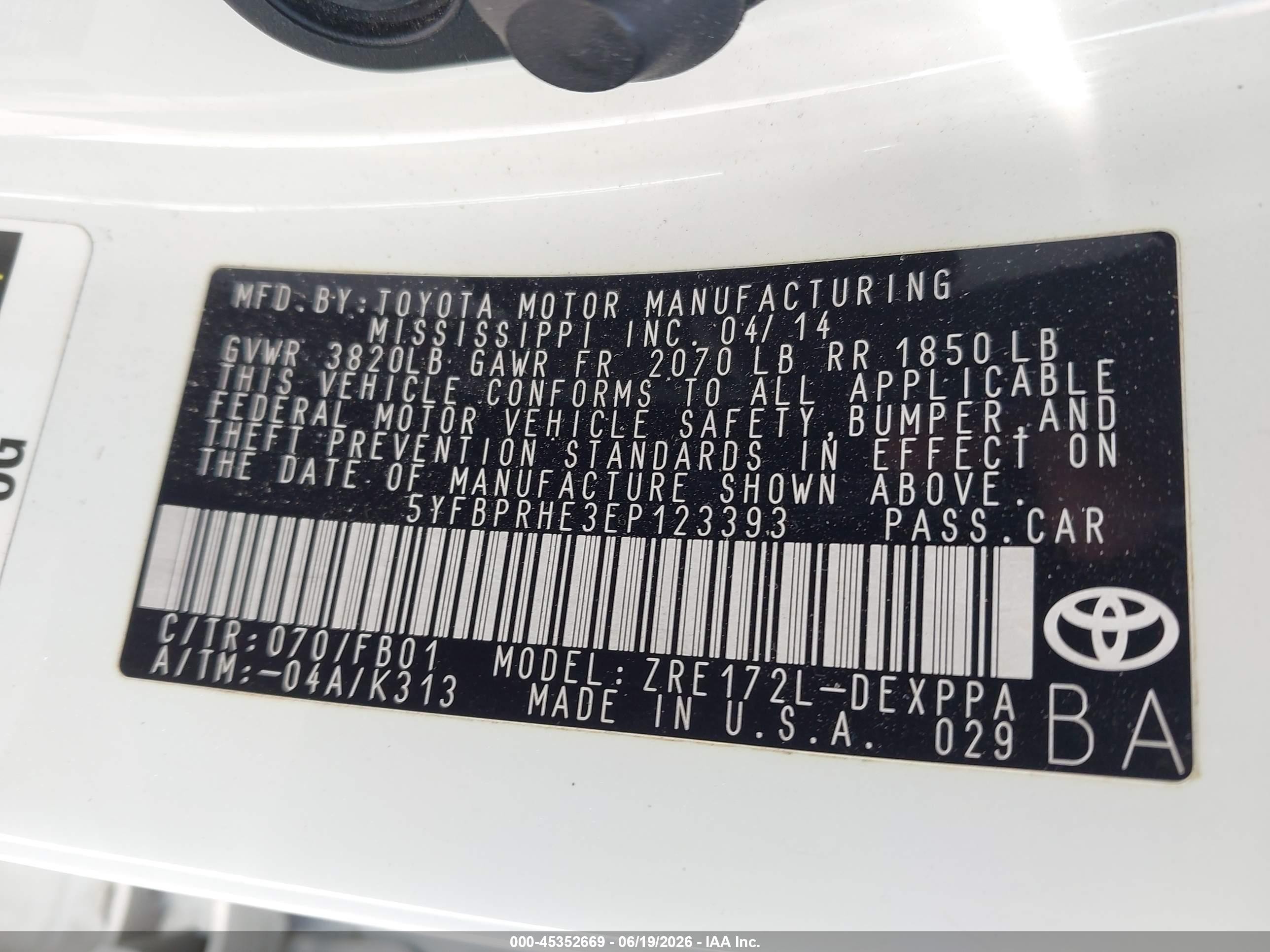 2014 Toyota Corolla Le Eco Plus Белый vin: 5YFBPRHE3EP123393