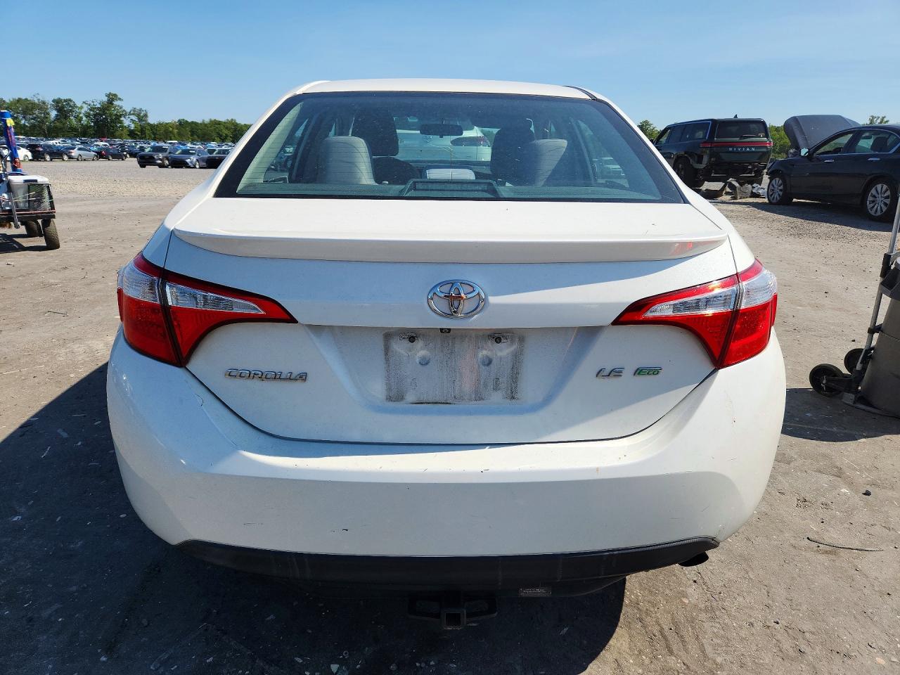 2014 Toyota Corolla Le Eco White vin: 5YFBPRHE3EP150562