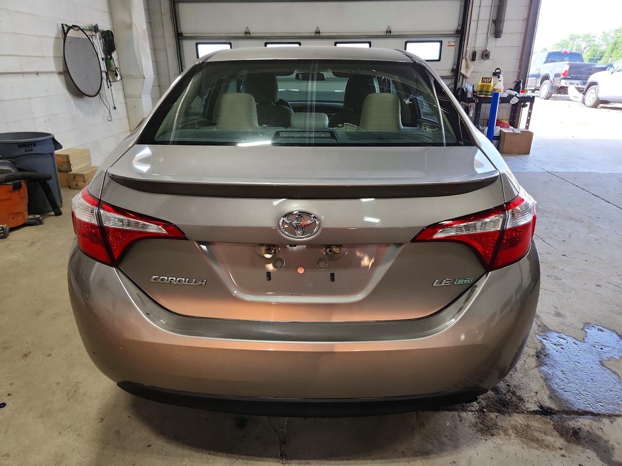 2015 Toyota Corolla Le Eco Plus Tan vin: 5YFBPRHE3FP211703