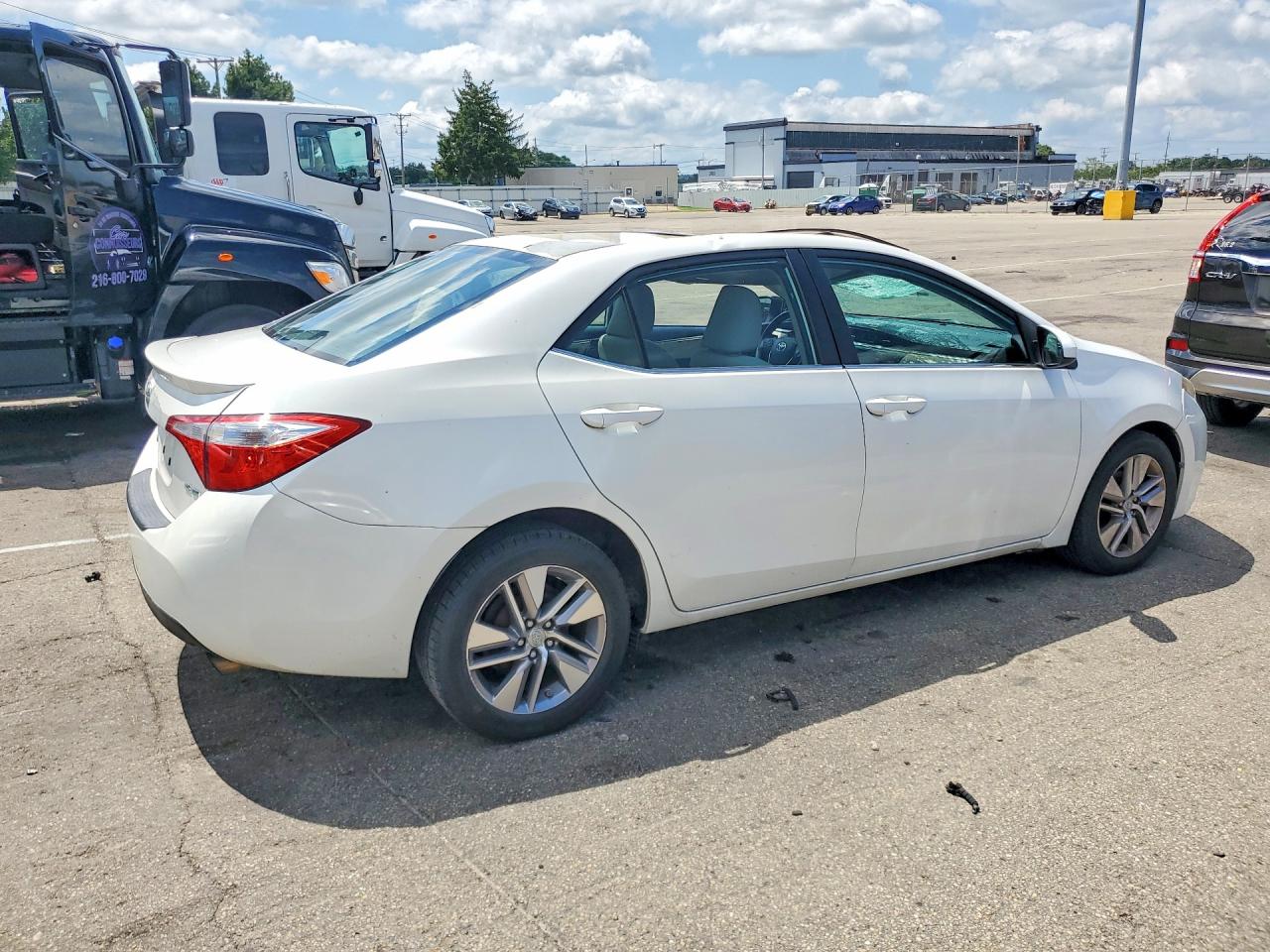 2014 Toyota Corolla Le Eco Plus Белый vin: 5YFBPRHE4EP010715