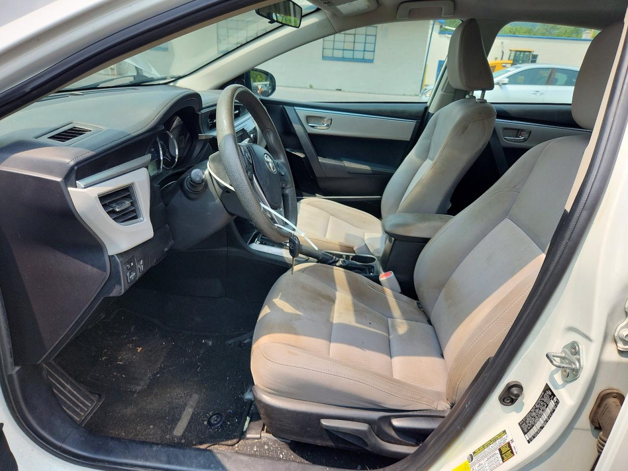 2014 Toyota Corolla Le Eco White vin: 5YFBPRHE4EP065455