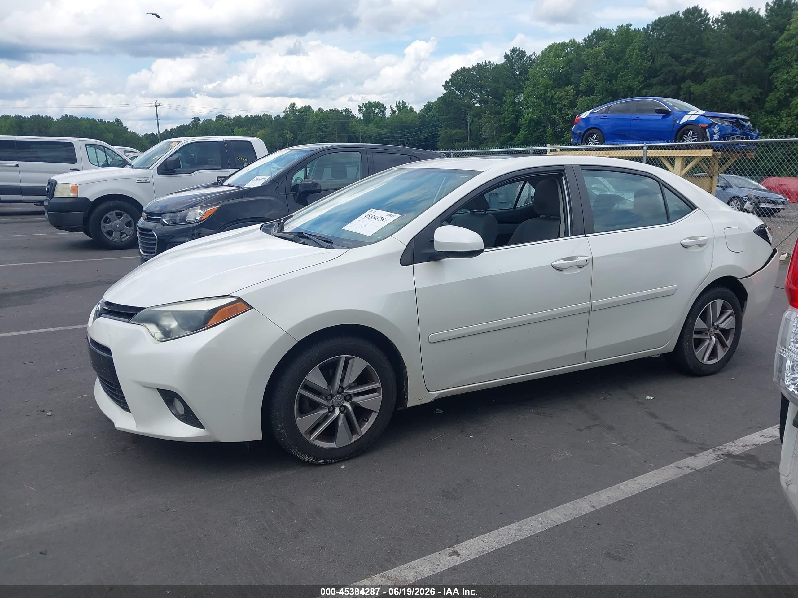 2015 Toyota Corolla Le Eco Plus White vin: 5YFBPRHE4FP192546