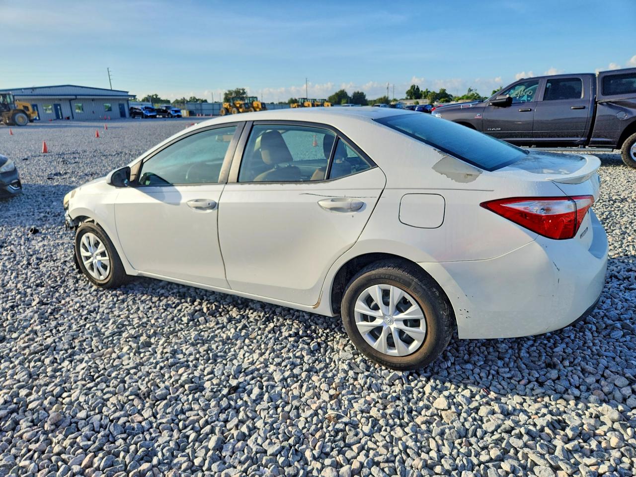 2015 Toyota Corolla Le Eco White vin: 5YFBPRHE4FP304987