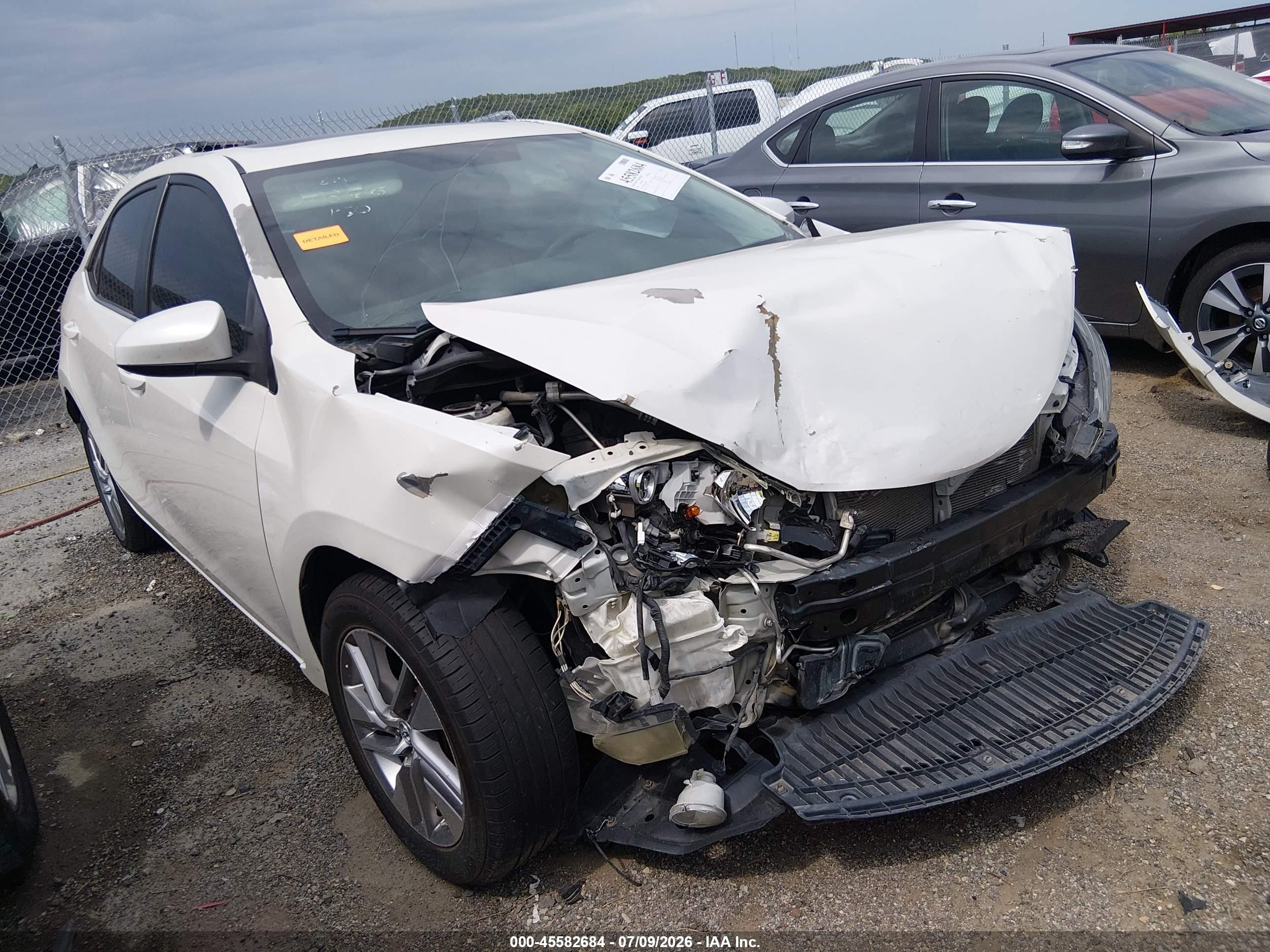 2014 Toyota Corolla Le Eco Plus White vin: 5YFBPRHE6EP100500