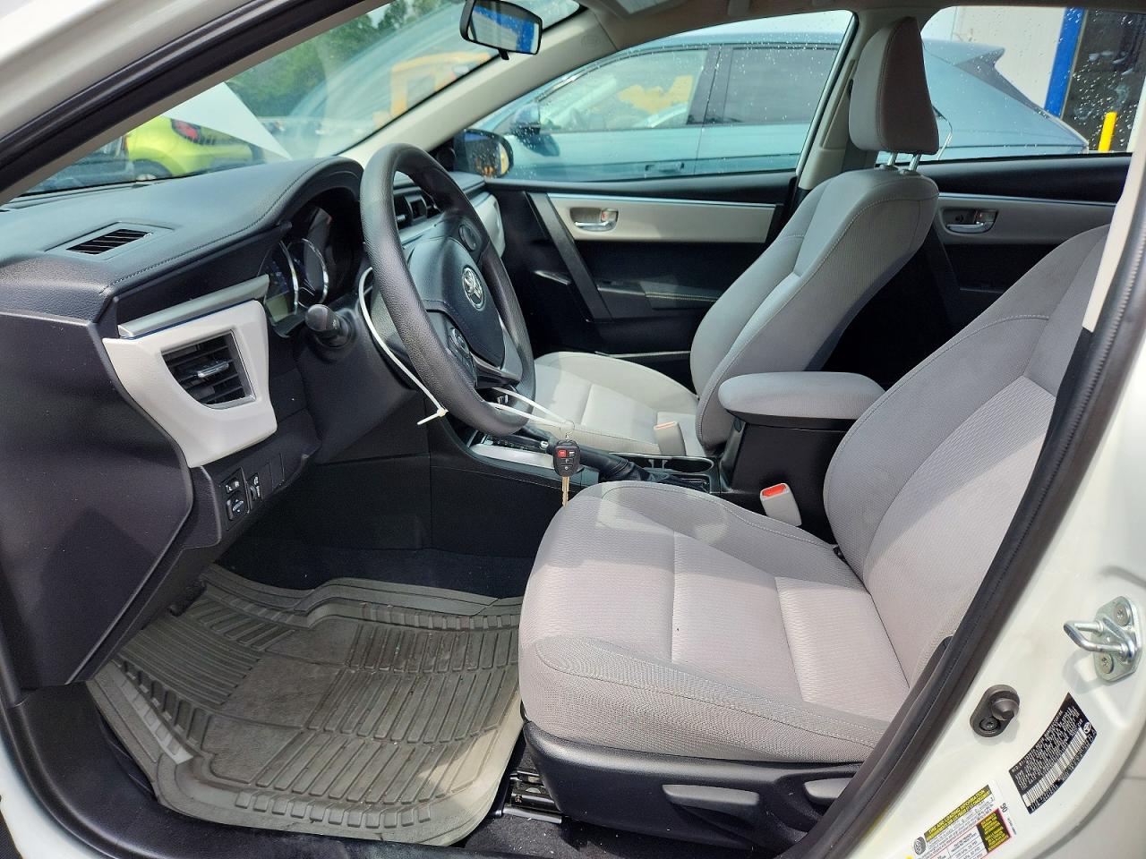 2014 Toyota Corolla Le Eco Plus White vin: 5YFBPRHE7EP011891