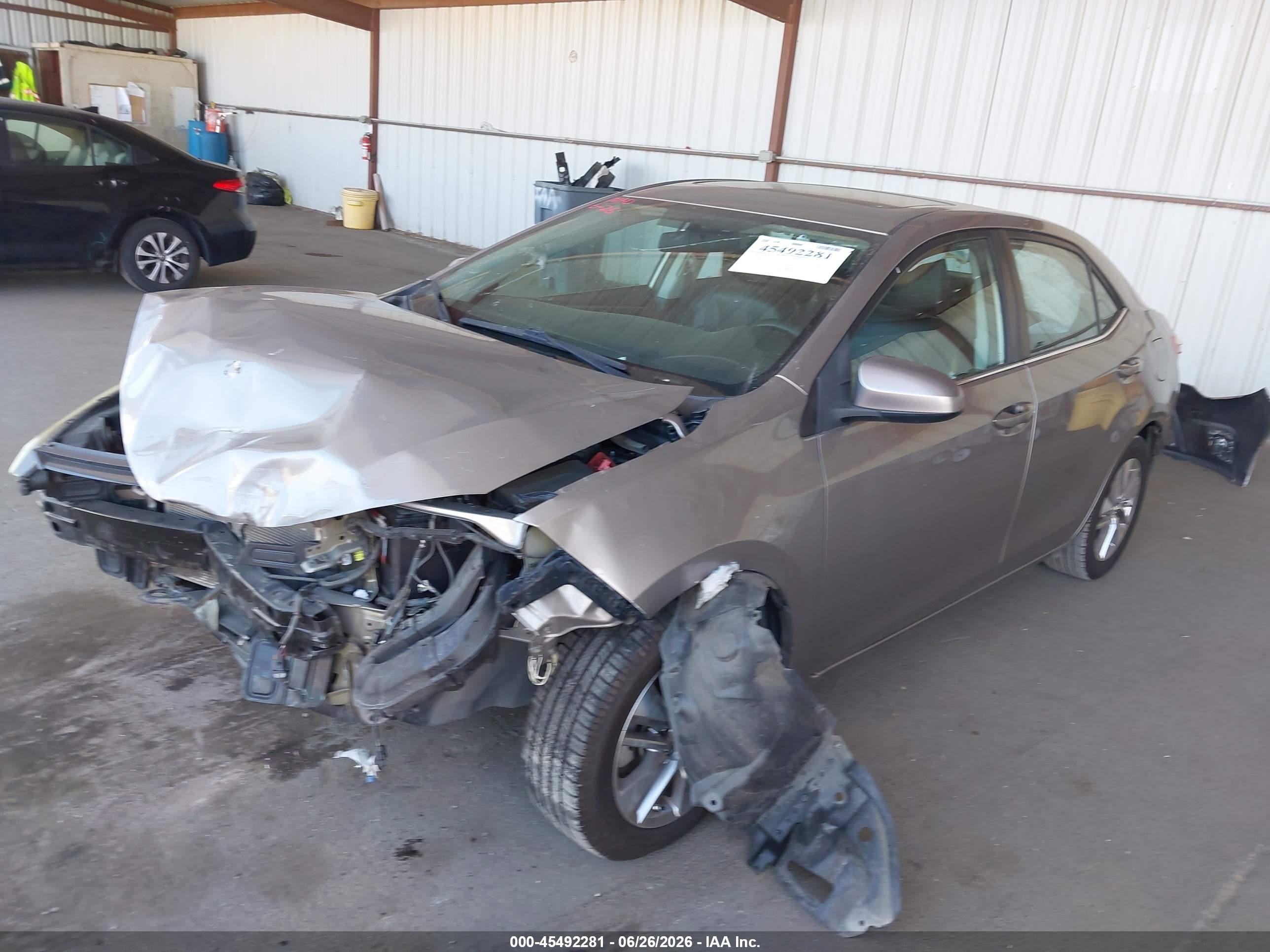 2015 Toyota Corolla Le Eco Premium Бежевый vin: 5YFBPRHE7FP217746