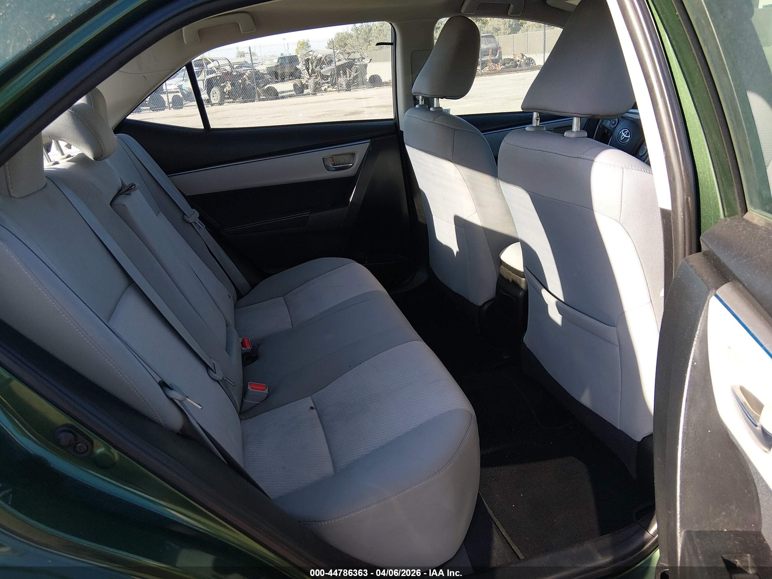 2015 Toyota Corolla Le Eco Зеленый vin: 5YFBPRHE7FP252741