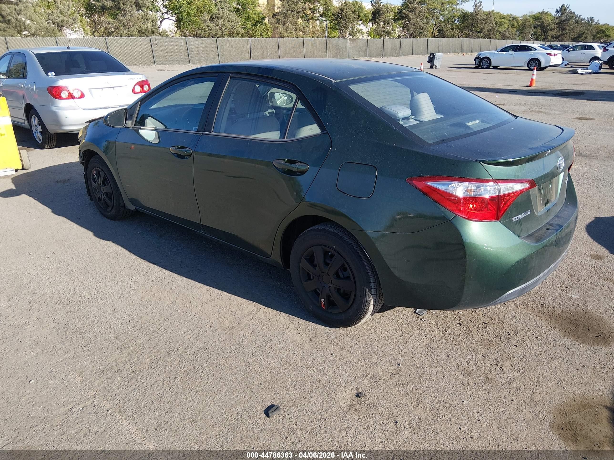 2015 Toyota Corolla Le Eco Зеленый vin: 5YFBPRHE7FP252741