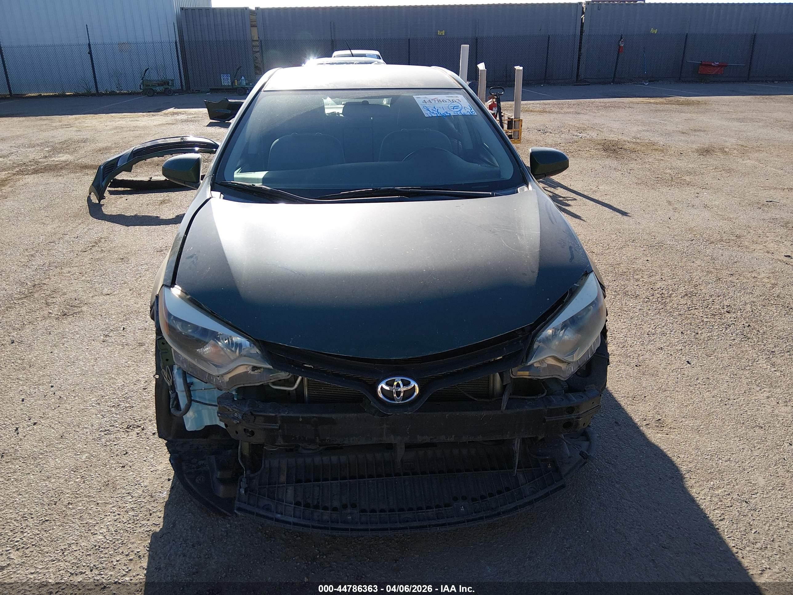 2015 Toyota Corolla Le Eco Зеленый vin: 5YFBPRHE7FP252741