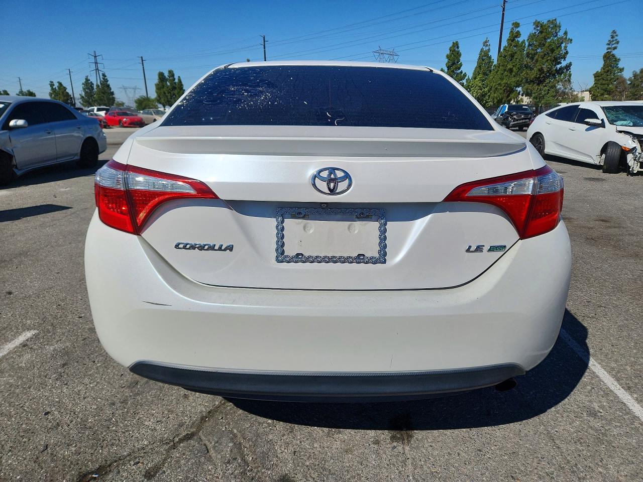 2015 Toyota Corolla Le Eco Plus White vin: 5YFBPRHE8FP183543