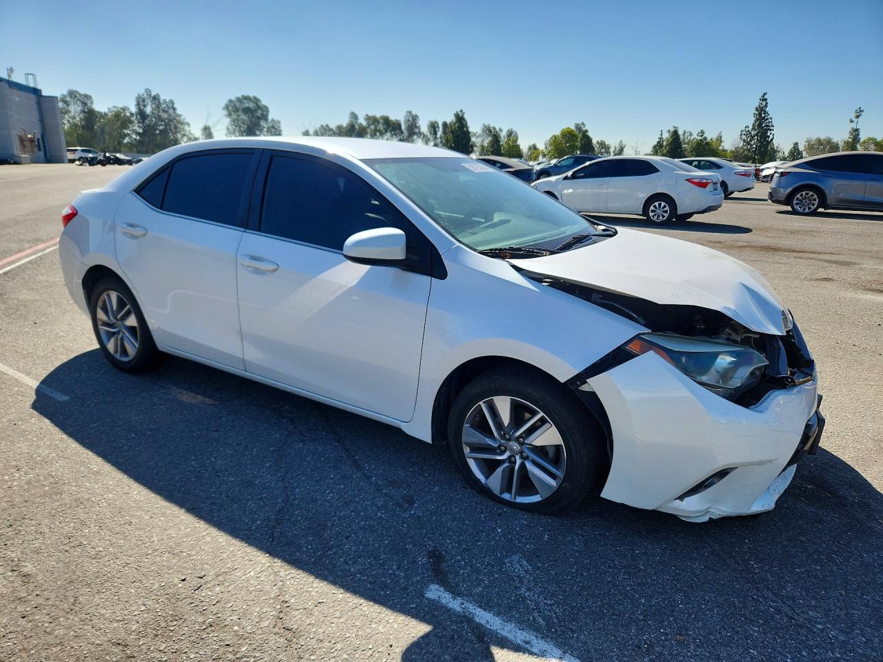 2015 Toyota Corolla Le Eco Plus White vin: 5YFBPRHE8FP183543