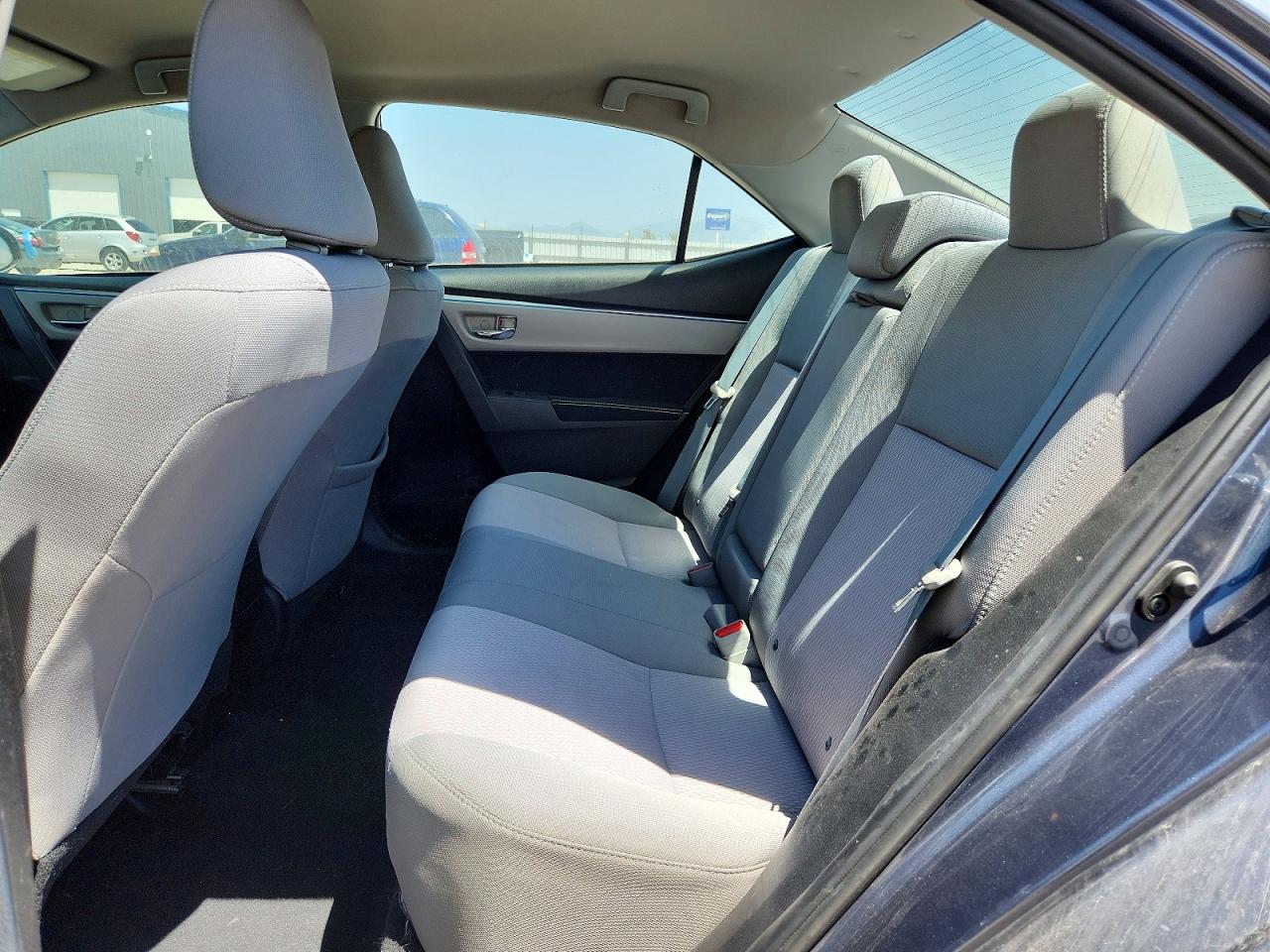 2015 Toyota Corolla Le Eco Gray vin: 5YFBPRHE8FP324532