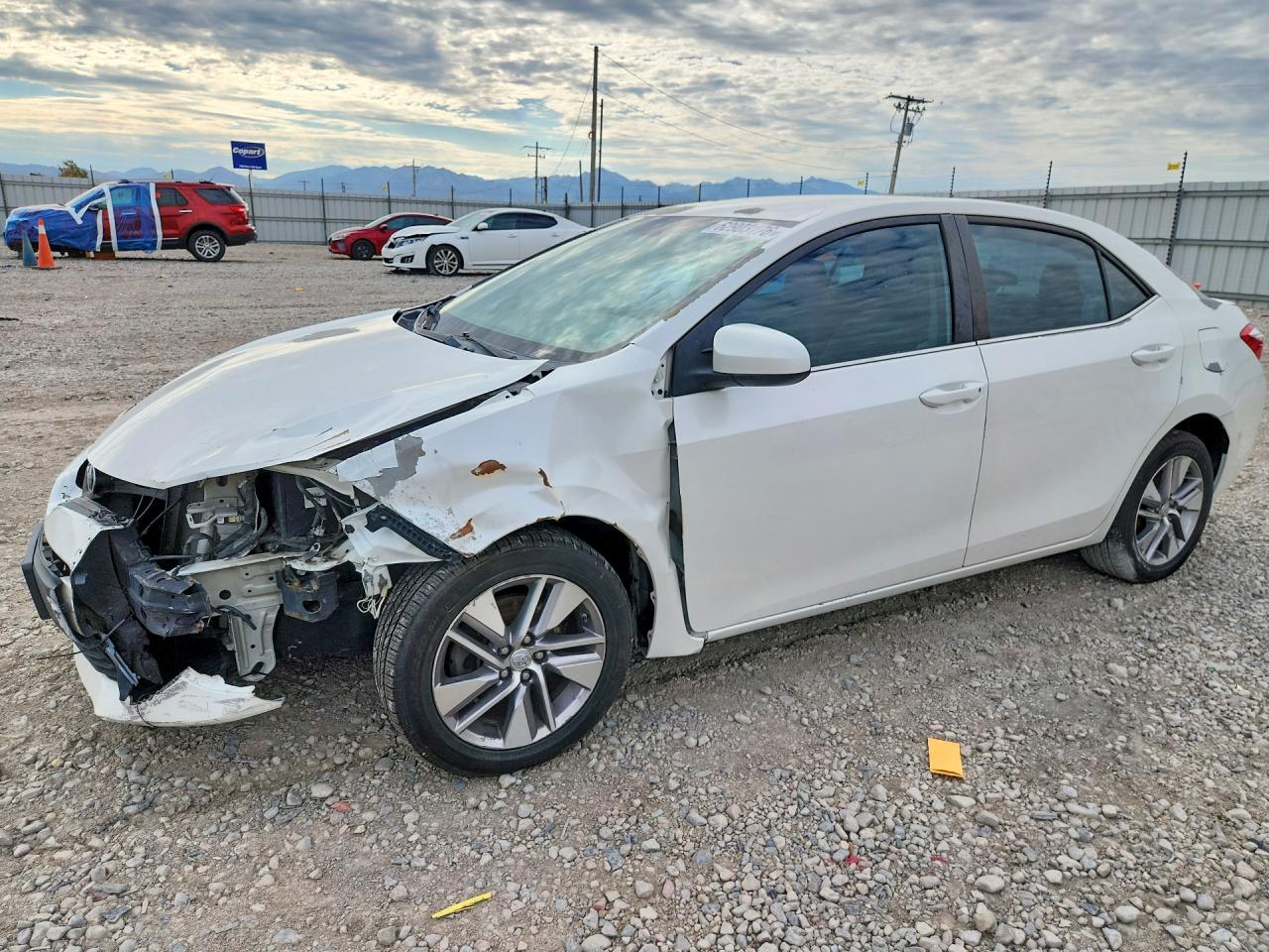 2014 Toyota Corolla Le Eco Plus White vin: 5YFBPRHE9EP125388