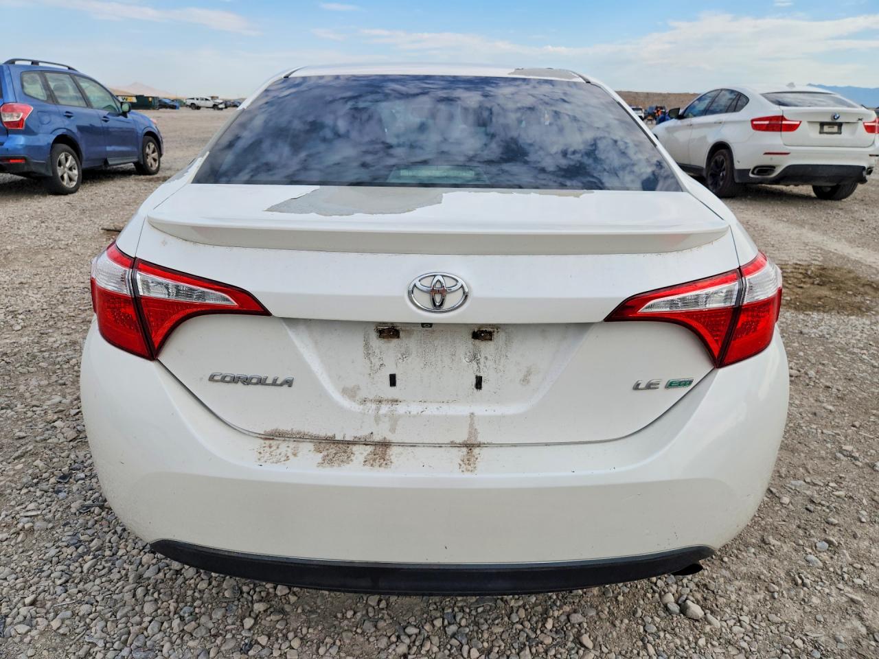 2014 Toyota Corolla Le Eco Plus White vin: 5YFBPRHE9EP125388