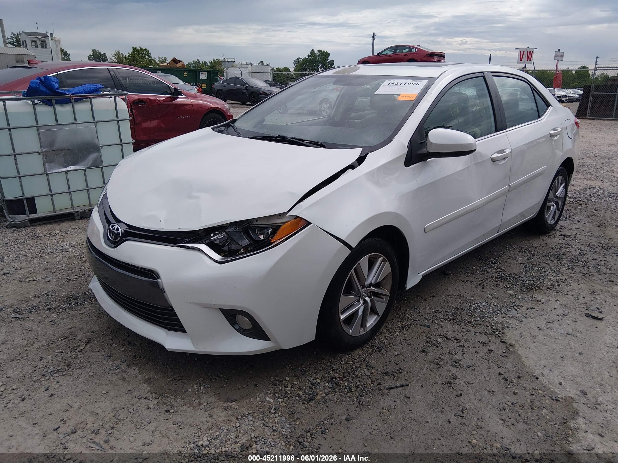 2015 Toyota Corolla Le Eco Plus White vin: 5YFBPRHE9FP334549