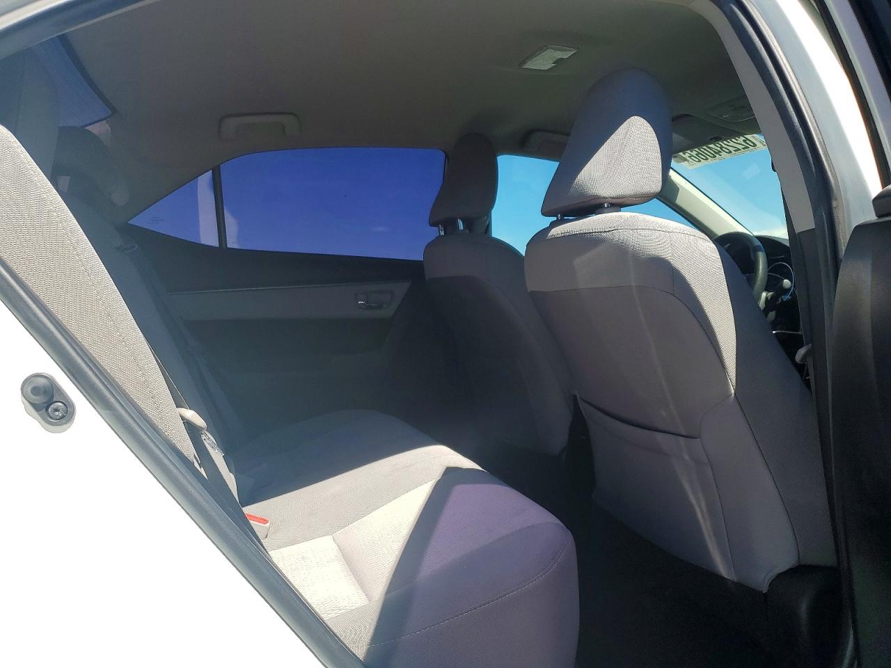 2015 Toyota Corolla Le Eco White vin: 5YFBPRHEXFP262745
