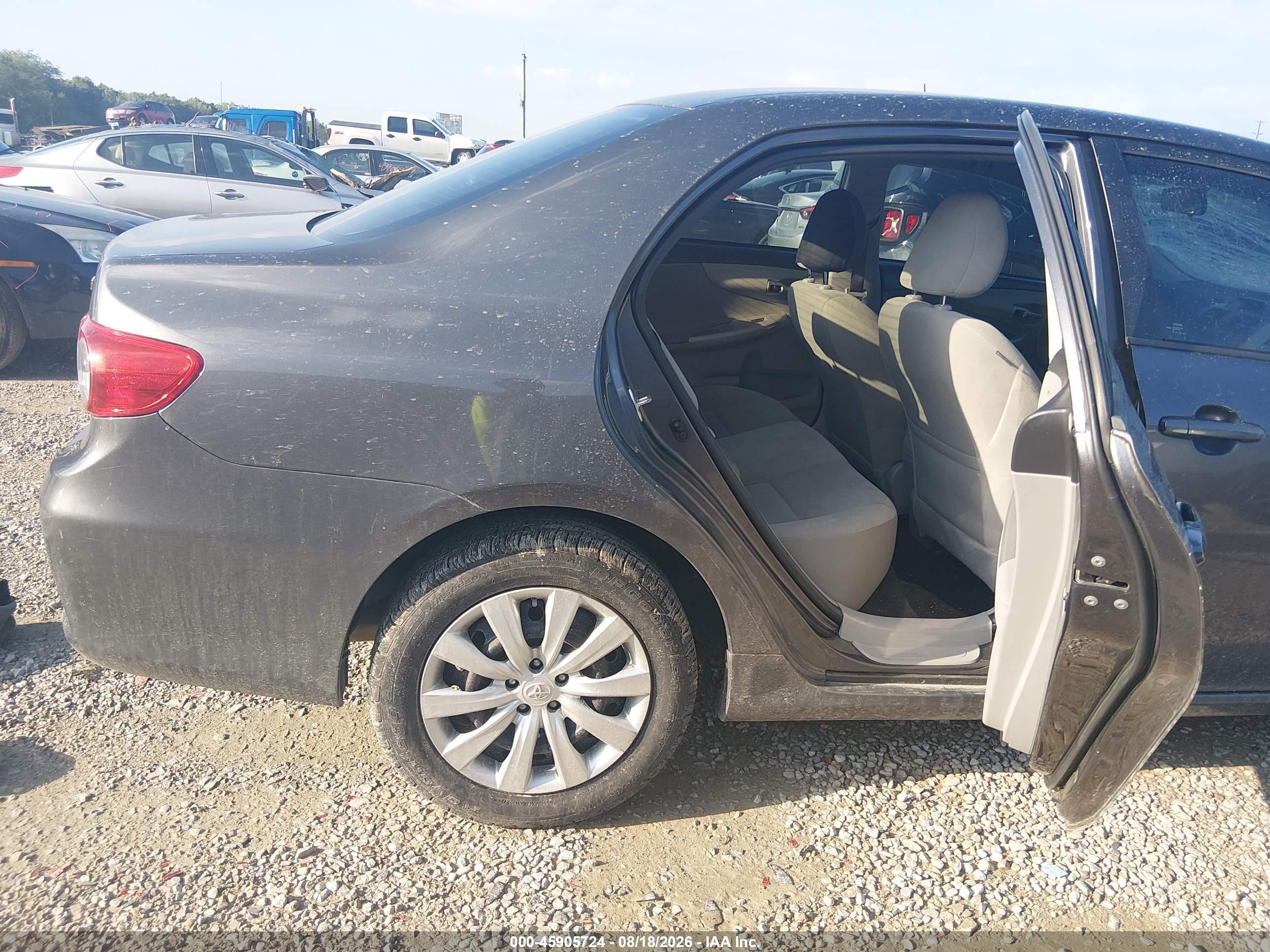 2012 Toyota Corolla Le Gray vin: 5YFBU4EE0CP018341
