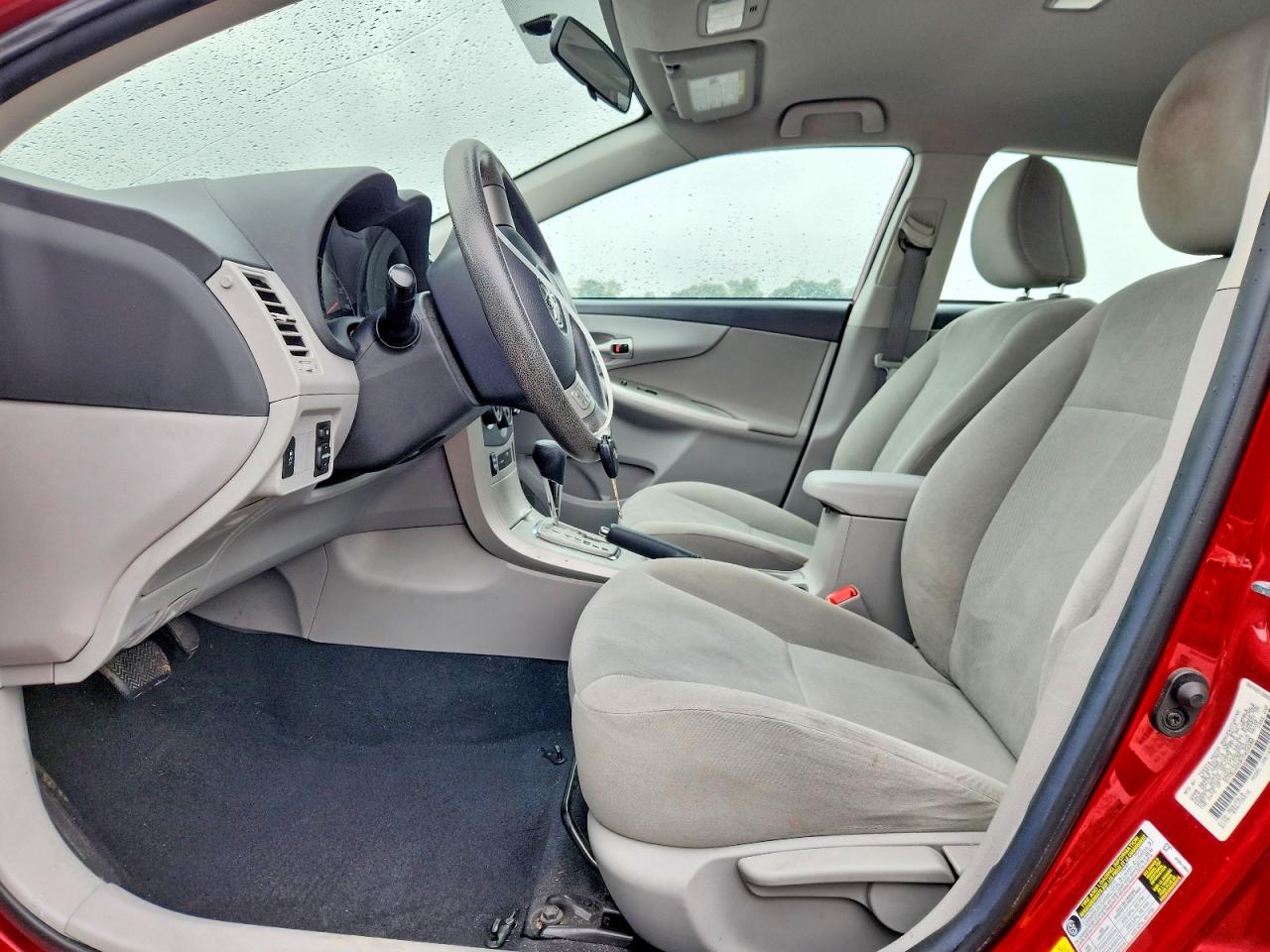 2012 Toyota Corolla Le Red vin: 5YFBU4EE0CP026200