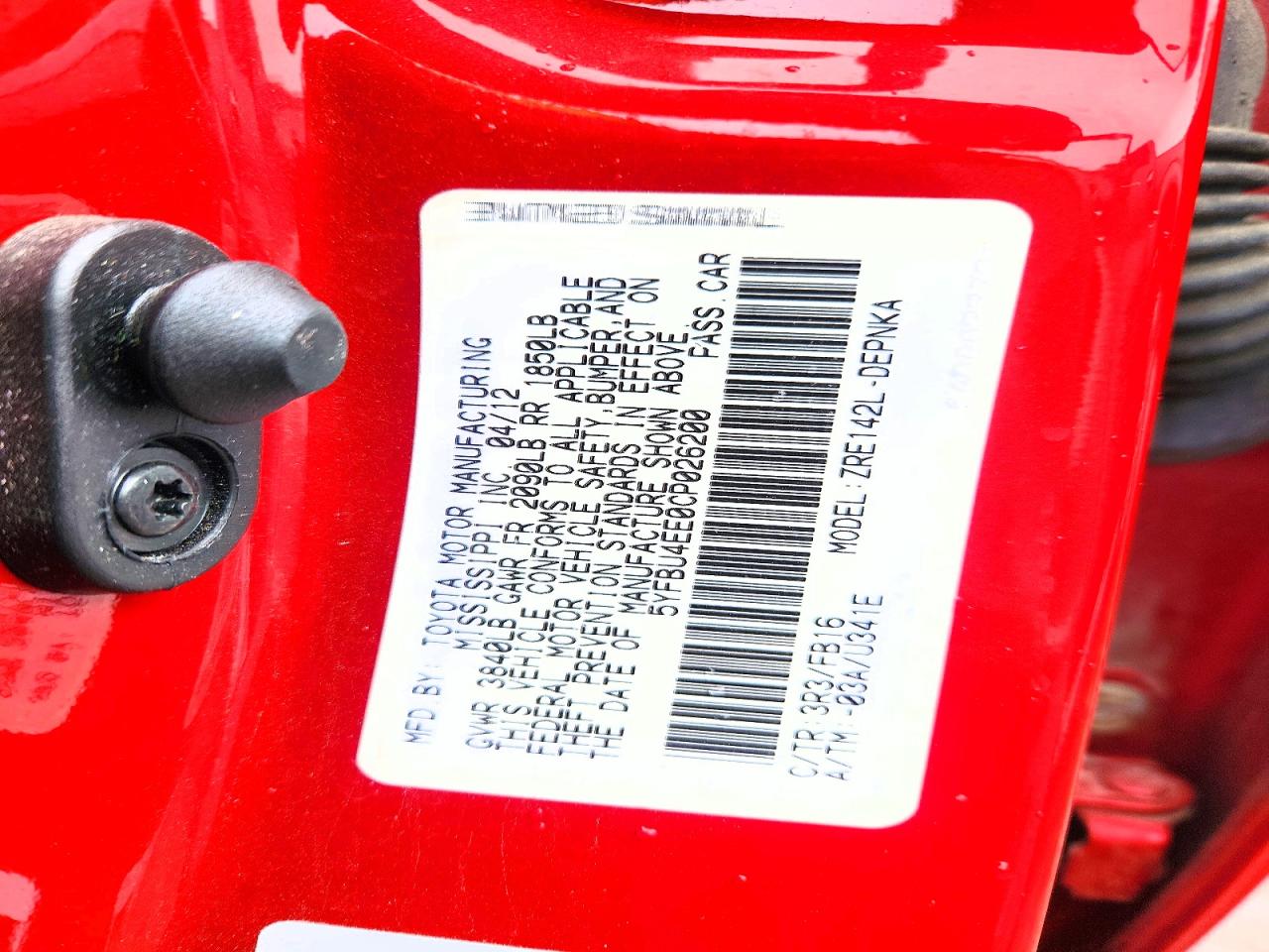 2012 Toyota Corolla Le Red vin: 5YFBU4EE0CP026200