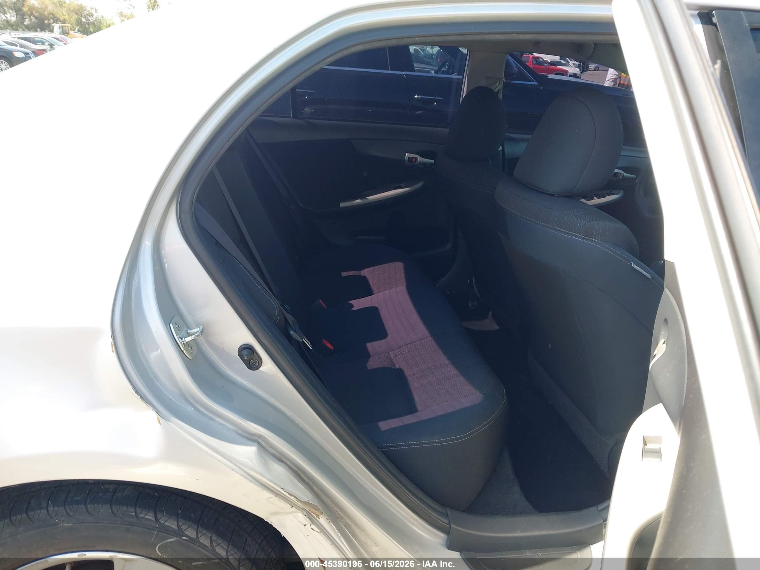 2012 Toyota Corolla S Silver vin: 5YFBU4EE0CP043840