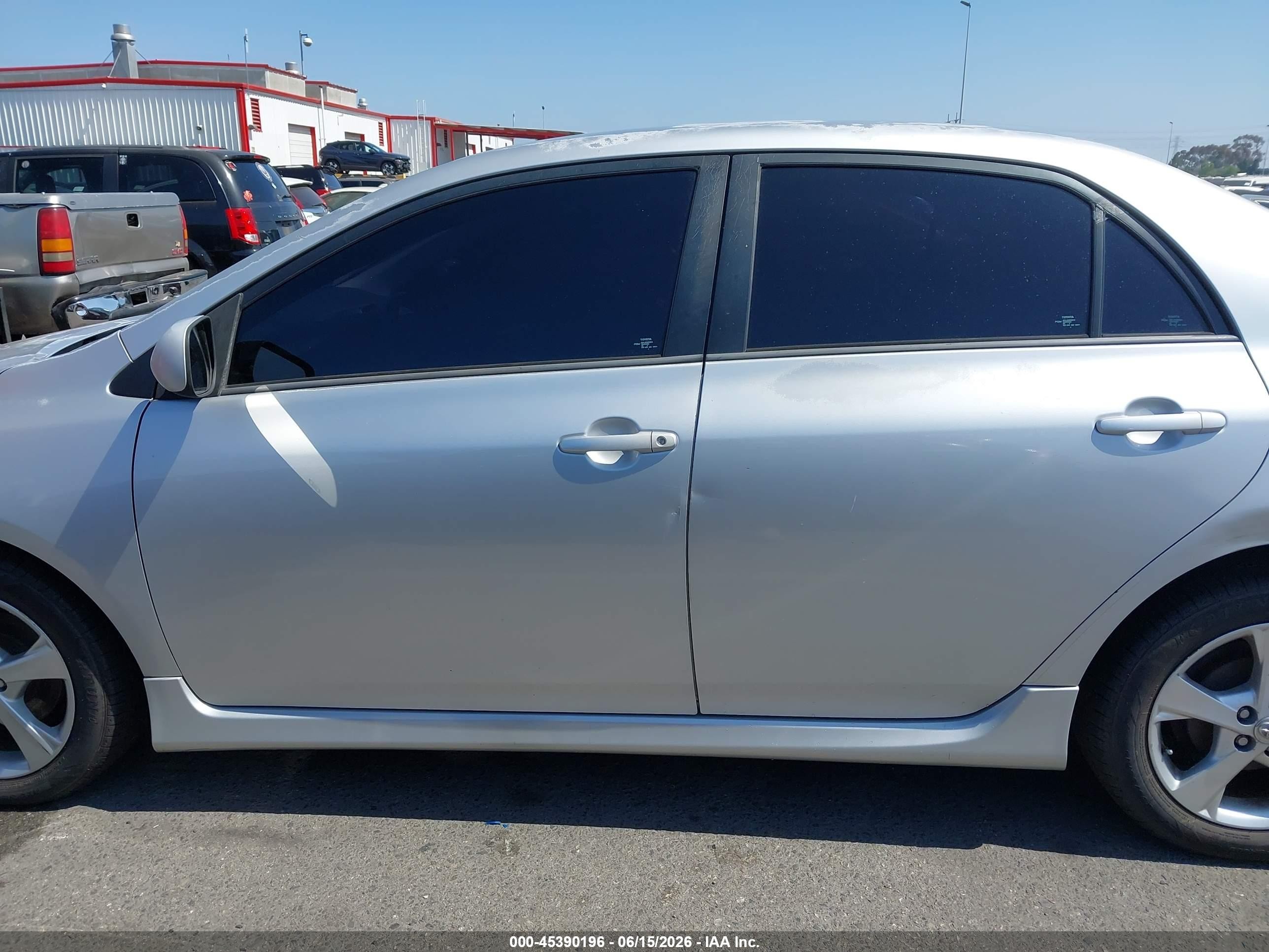 2012 Toyota Corolla S Silver vin: 5YFBU4EE0CP043840