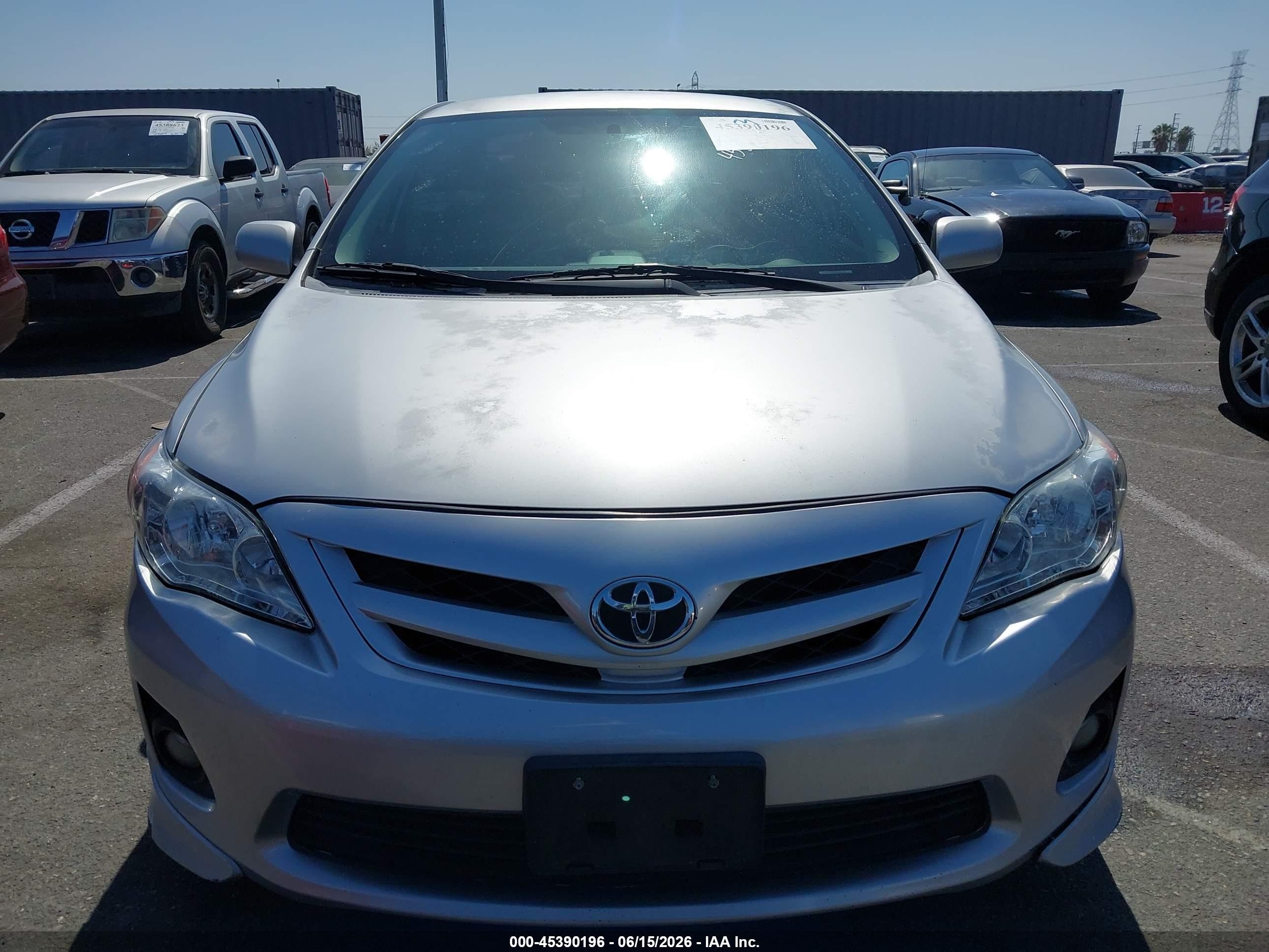 2012 Toyota Corolla S Silver vin: 5YFBU4EE0CP043840