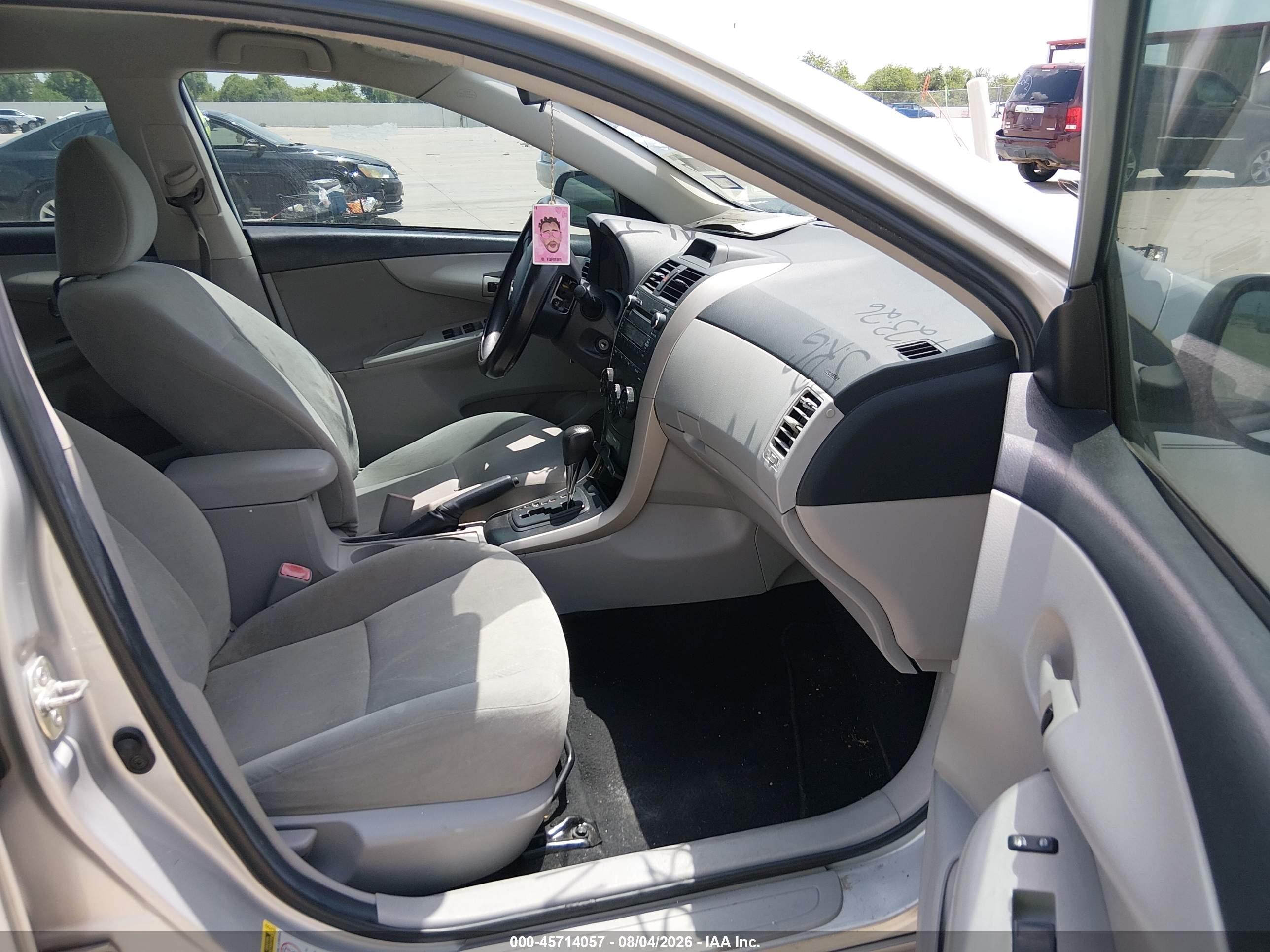 2012 Toyota Corolla L Silver vin: 5YFBU4EE0CP063621