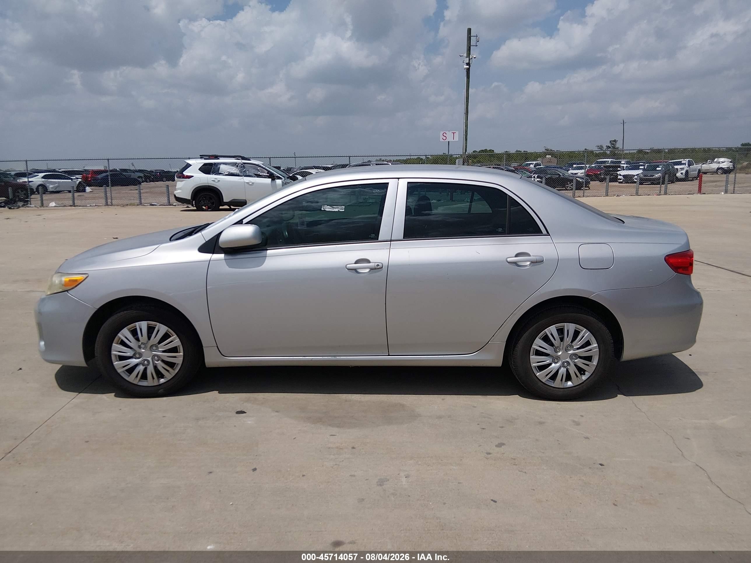 2012 Toyota Corolla L Silver vin: 5YFBU4EE0CP063621