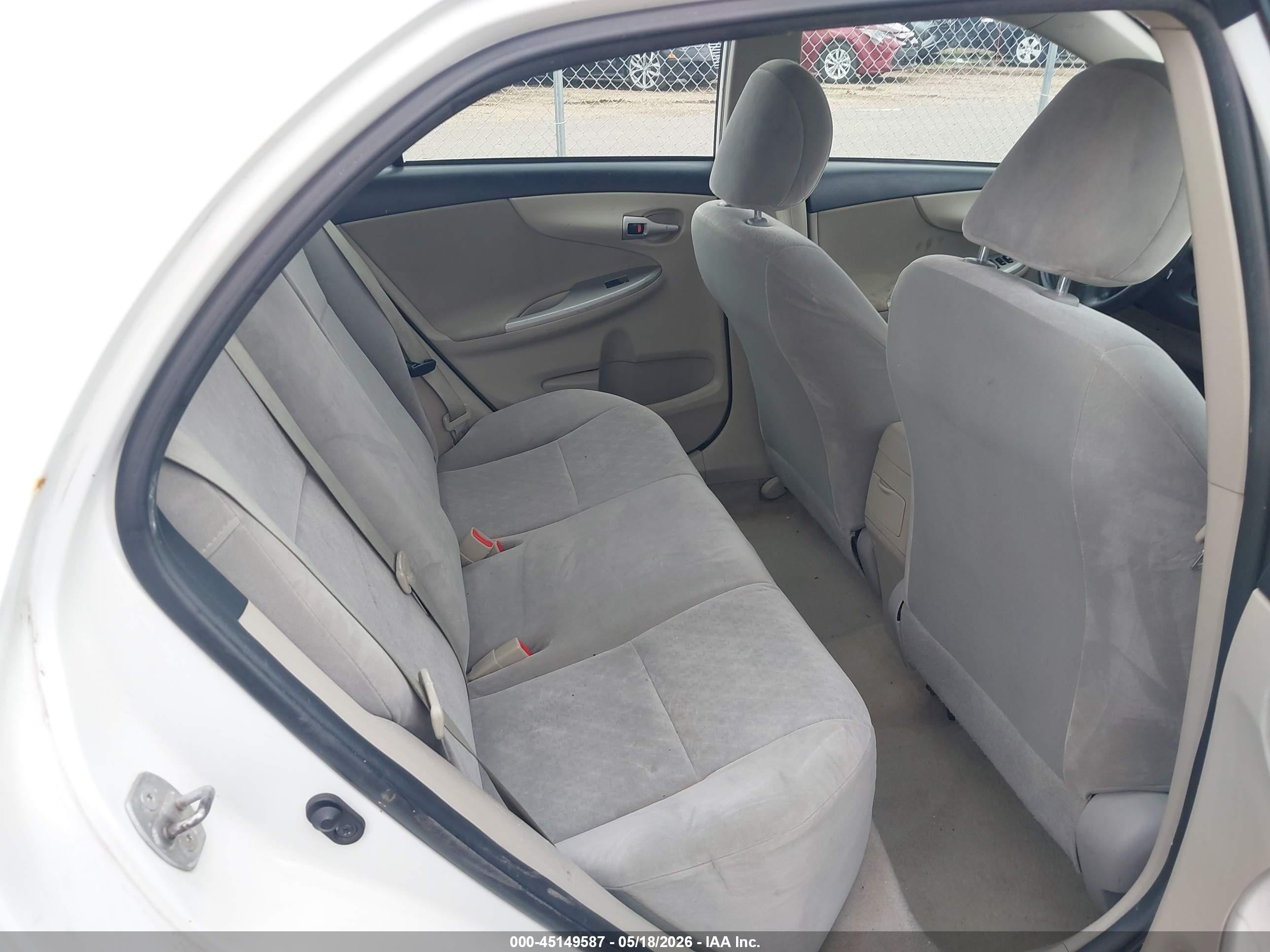 2012 Toyota Corolla Le White vin: 5YFBU4EE0CP066213