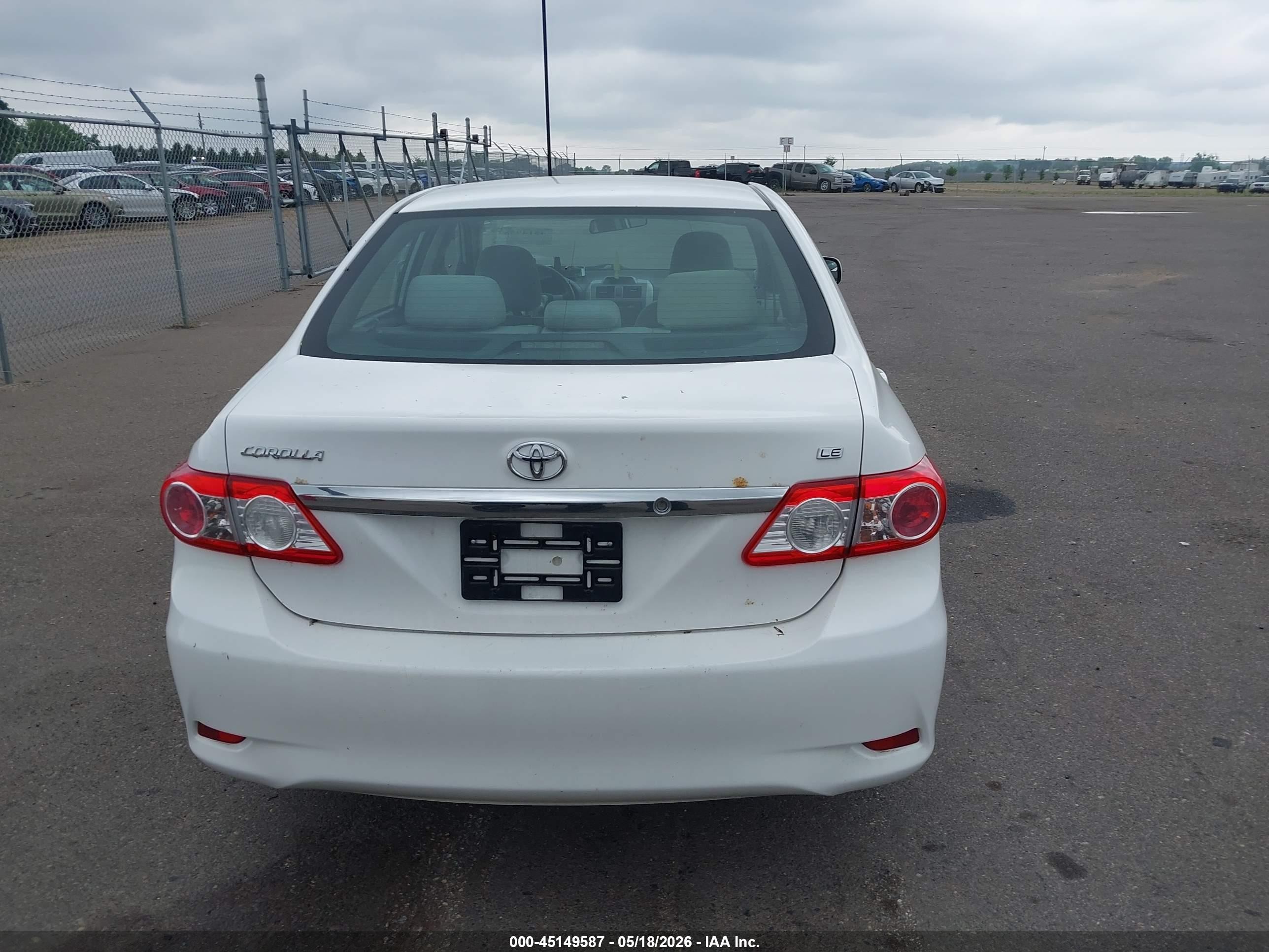 2012 Toyota Corolla Le White vin: 5YFBU4EE0CP066213