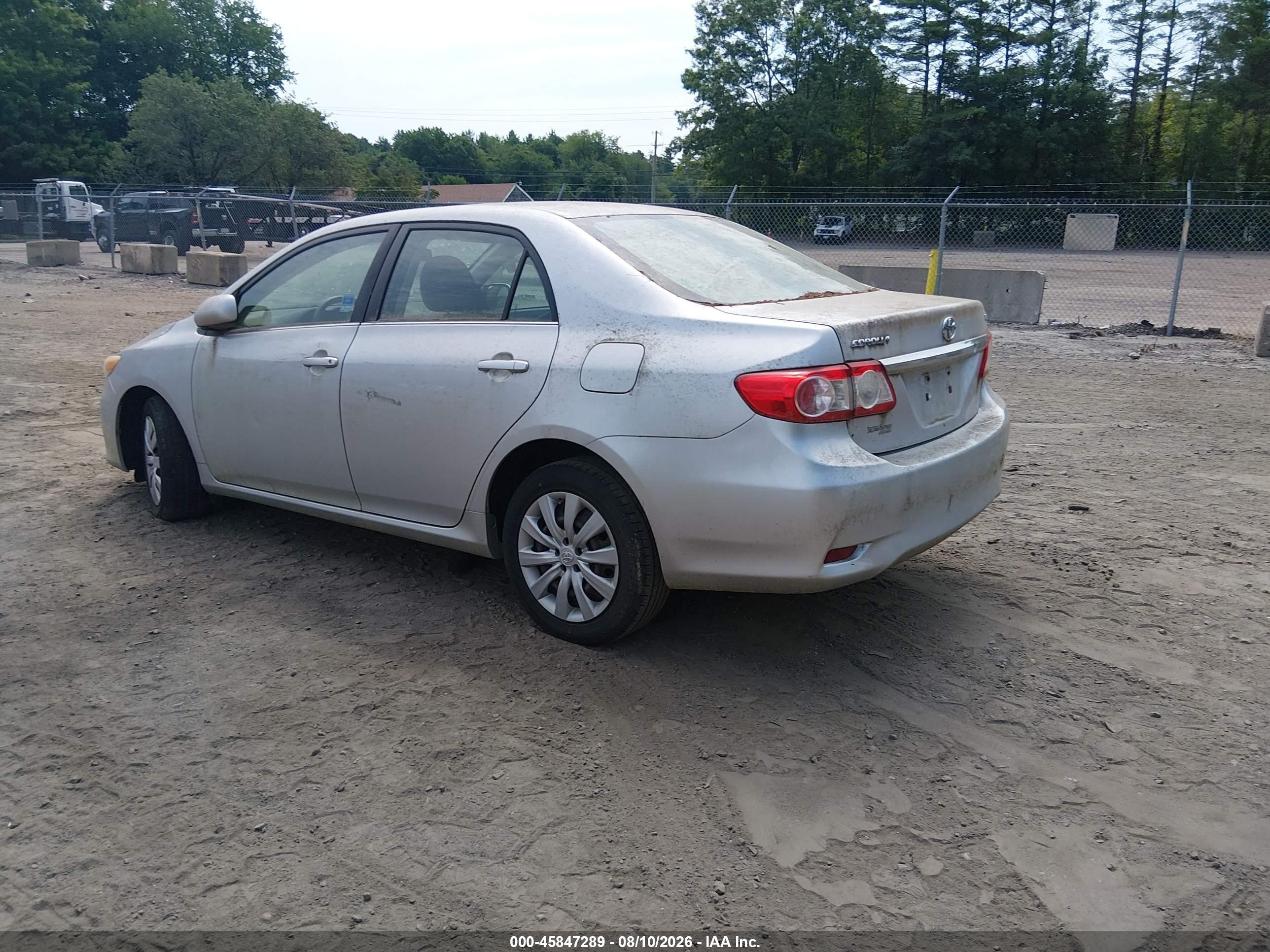2013 Toyota Corolla Le Silver vin: 5YFBU4EE0DP082638